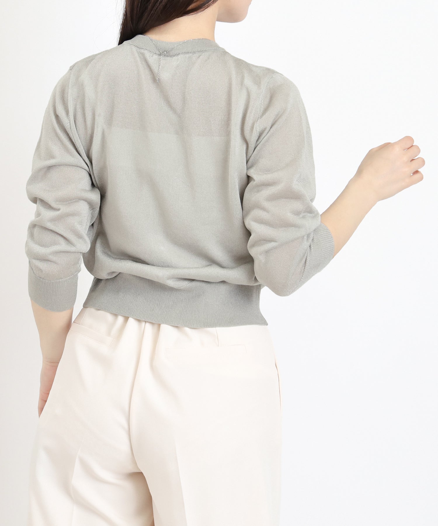 ライトグレー　MODEL：160　着用サイズ：M