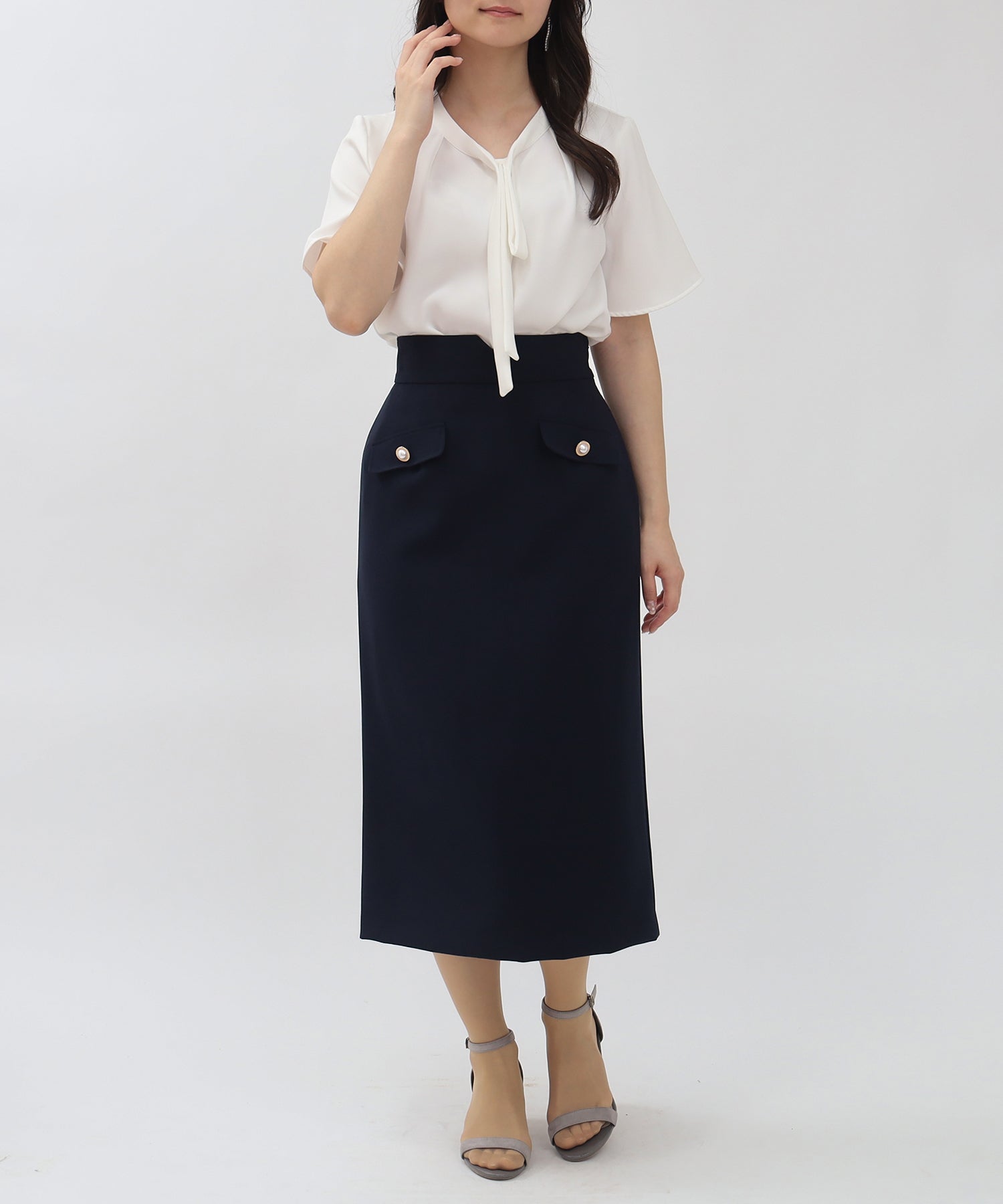 ホワイト　model:160cm  着用サイズ：M