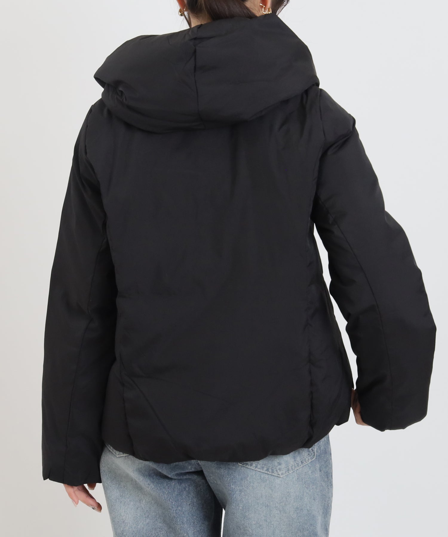 ブラック　model：160　着用サイズ：M