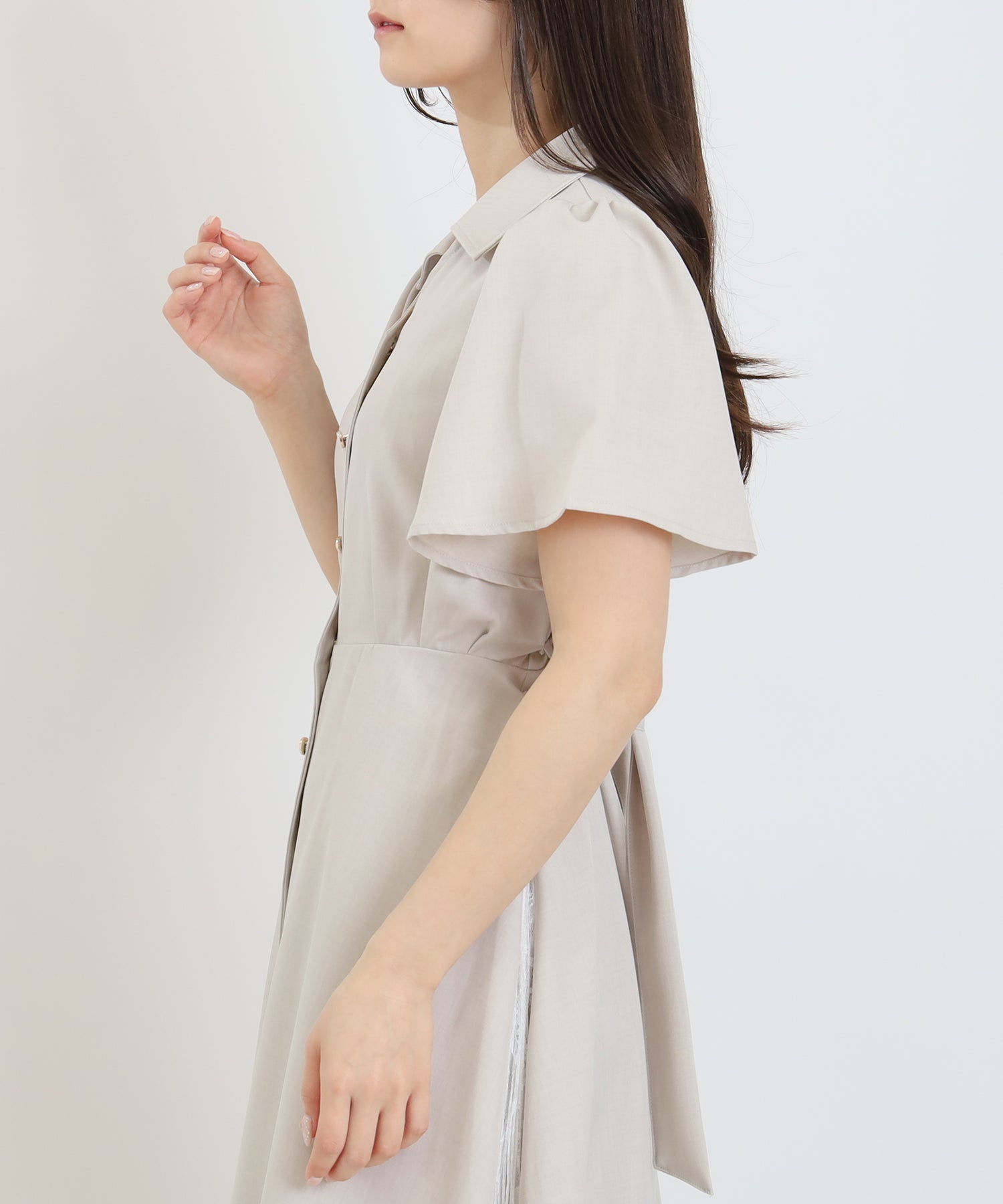 グレージュ　model：160　着用サイズ：M