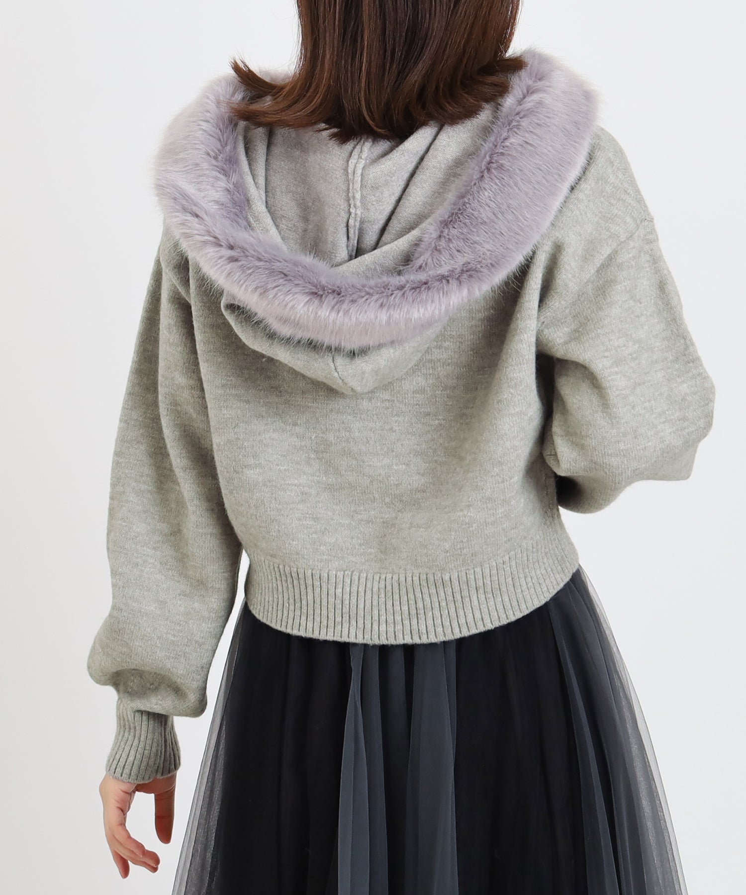 ライトグレー　model：156　着用サイズ：M