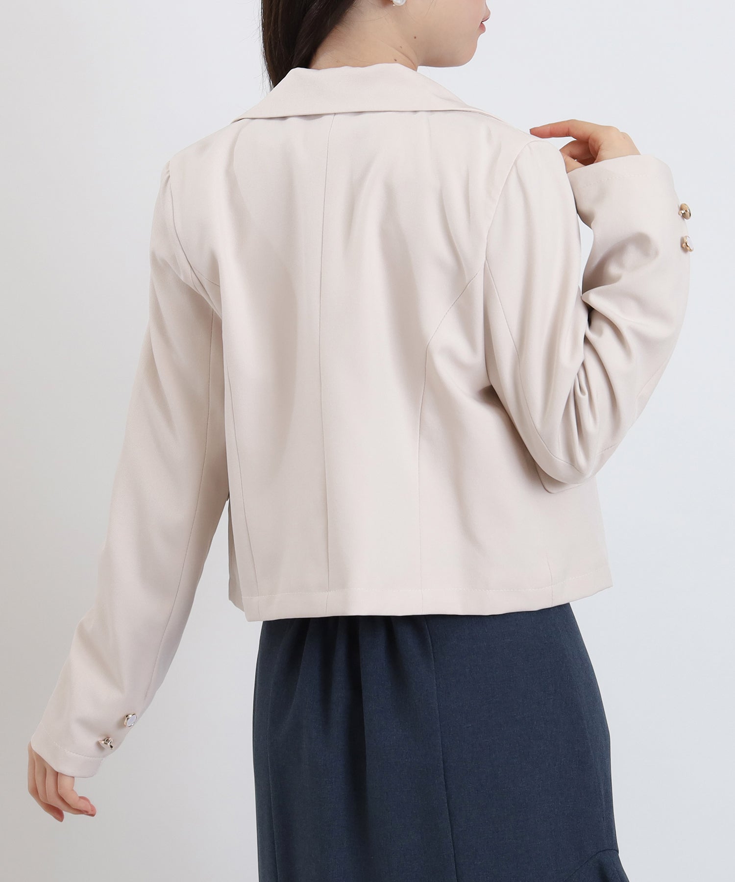 ピンクベージュ　model：156　着用サイズ：M