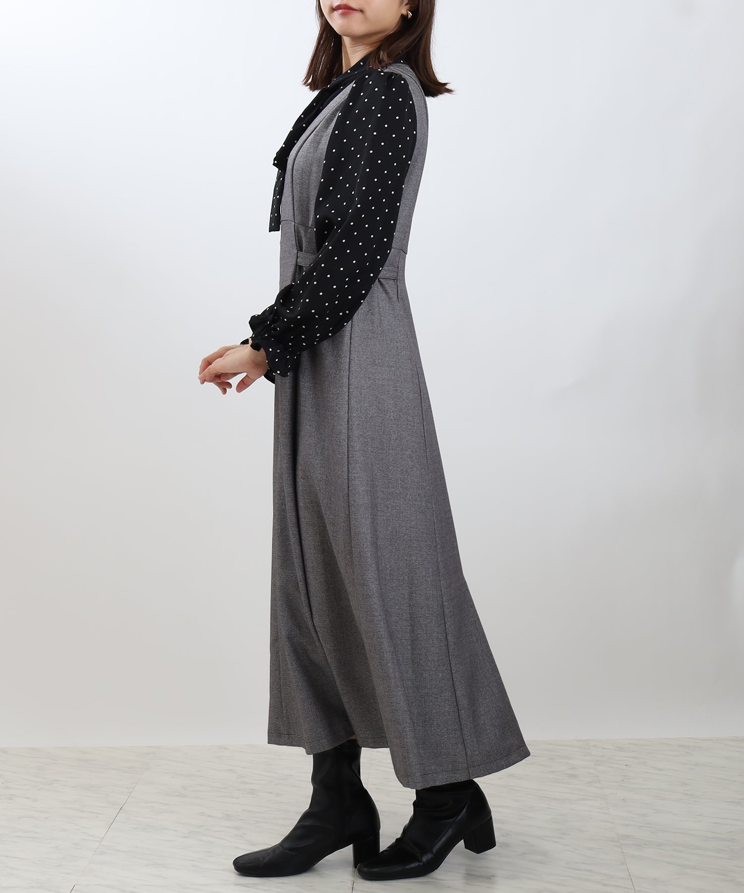 ブラック　model：156　着用サイズ：Ｍ