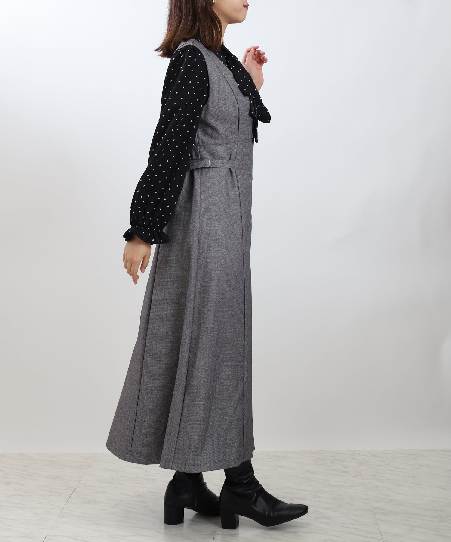 ブラック　model：156　着用サイズ：Ｍ