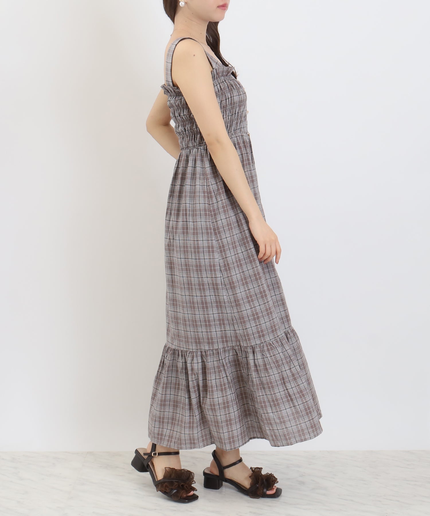 グレージュ　model：156　着用サイズ：M