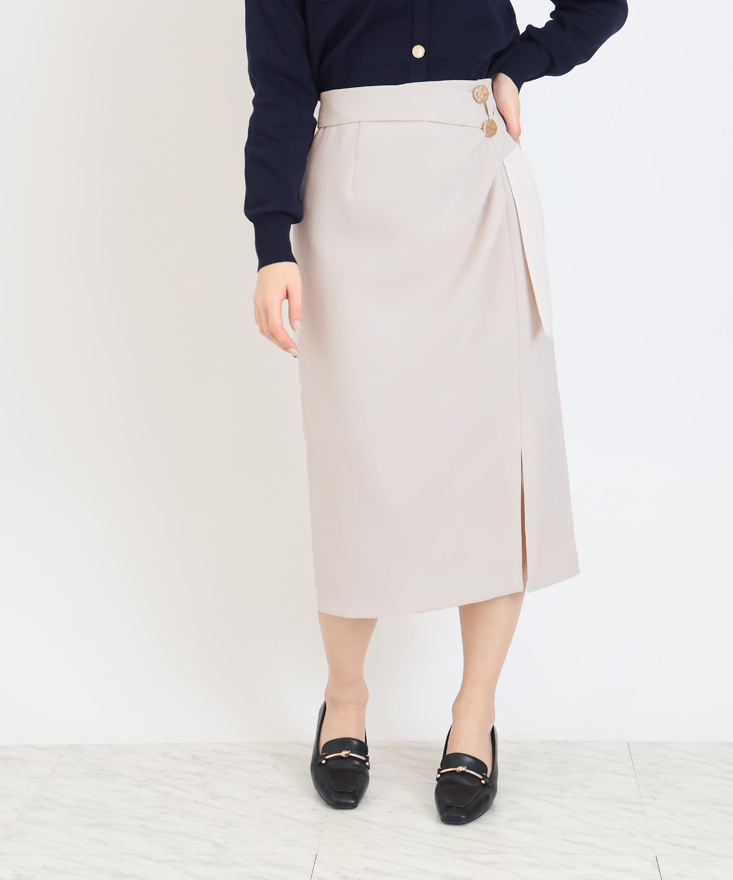 ベージュ　model:160 　着用サイズ：M