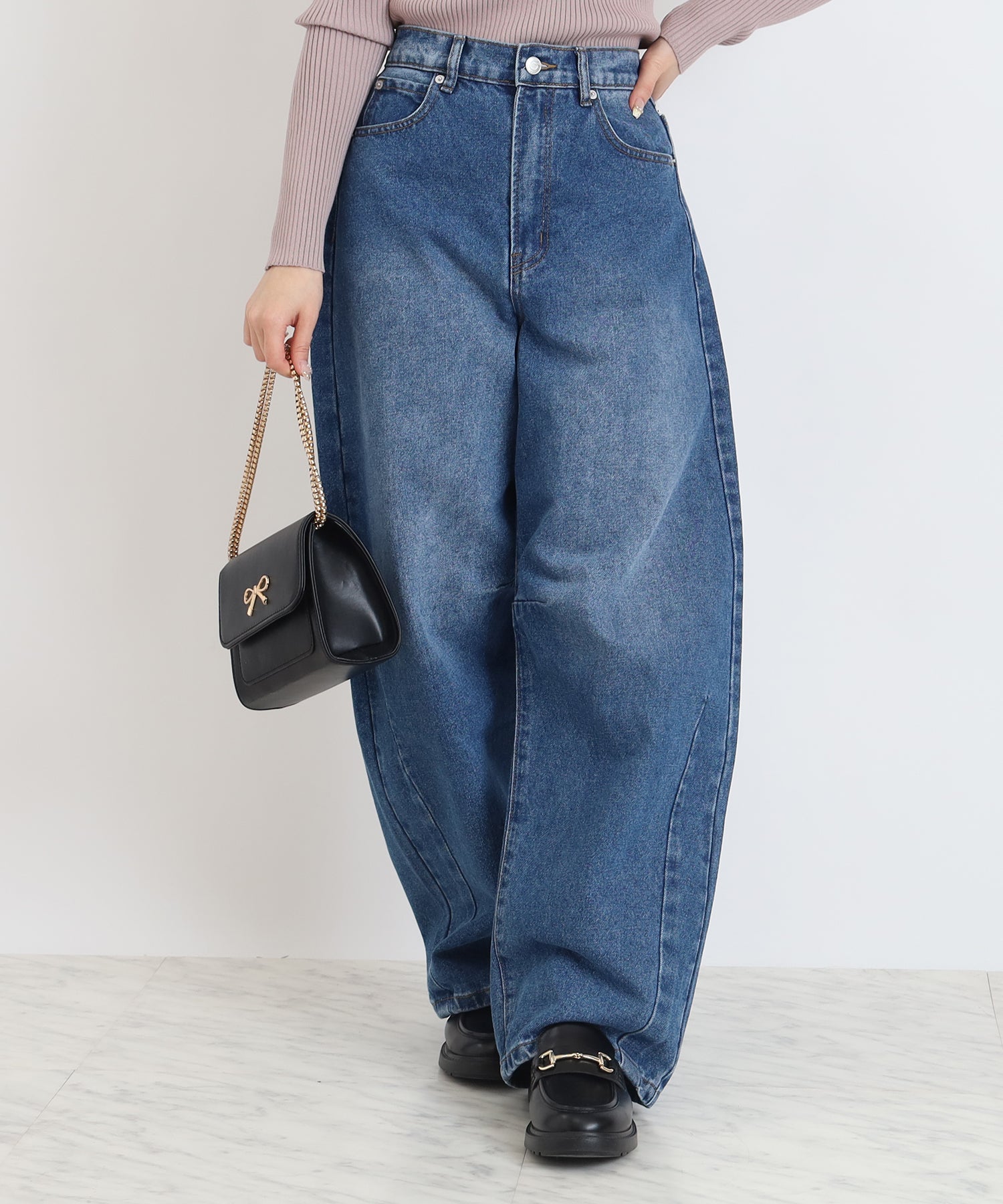 ブルー　model：156　着用サイズ：M