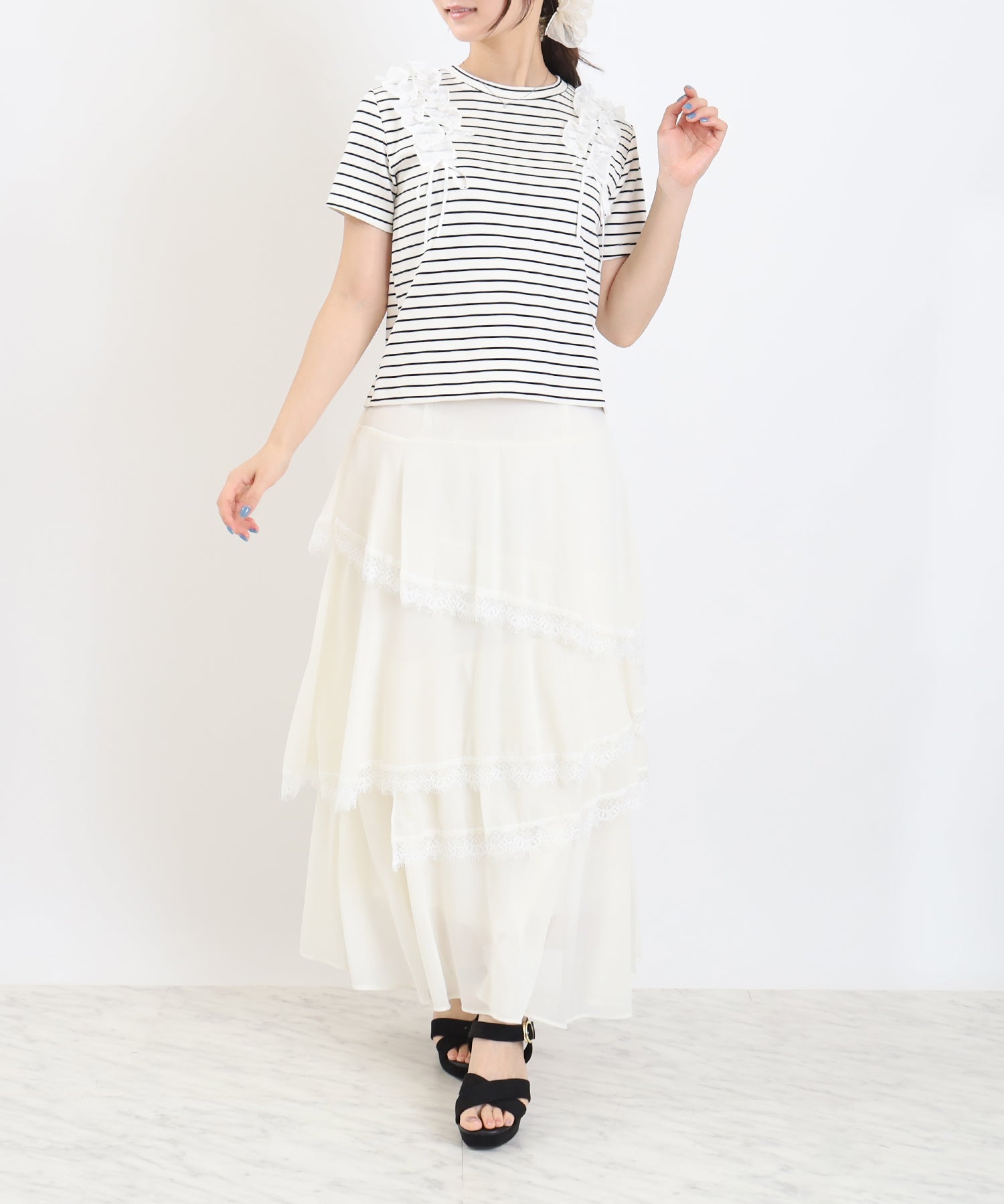 ホワイト　model：160　着用サイズ：M