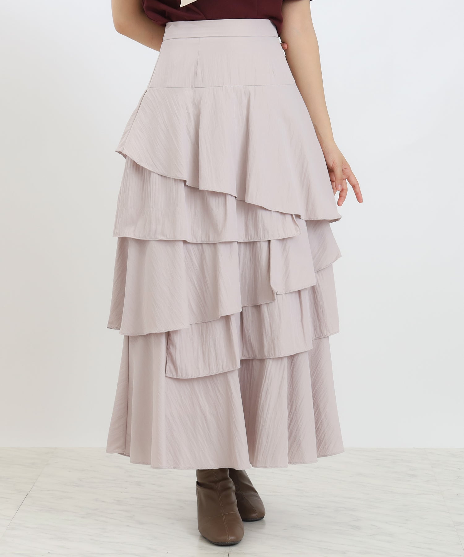 ピンクベージュ