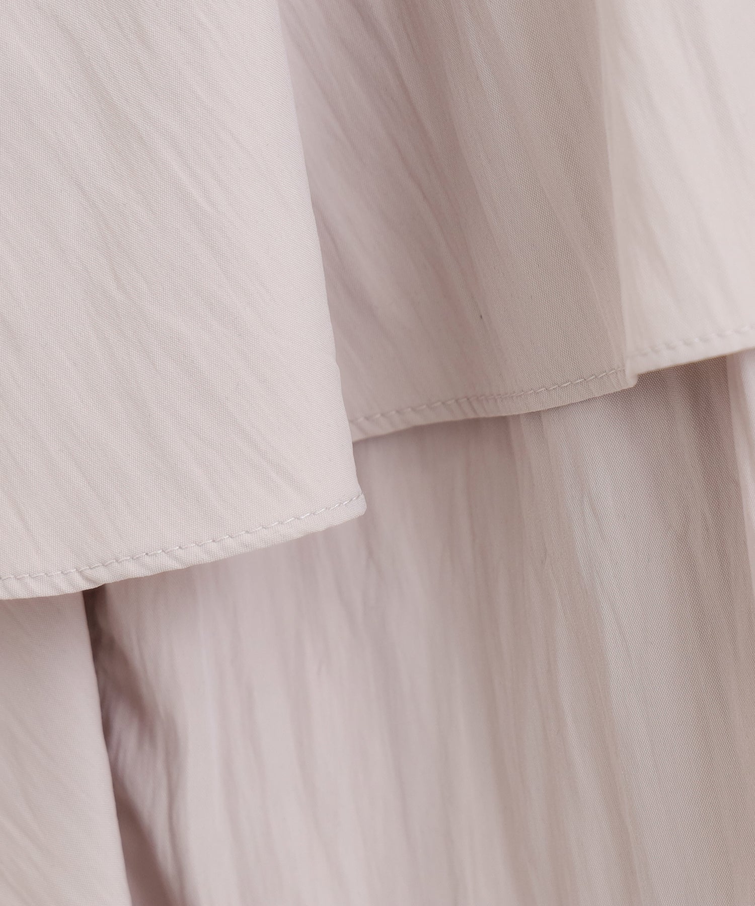 ピンクベージュ