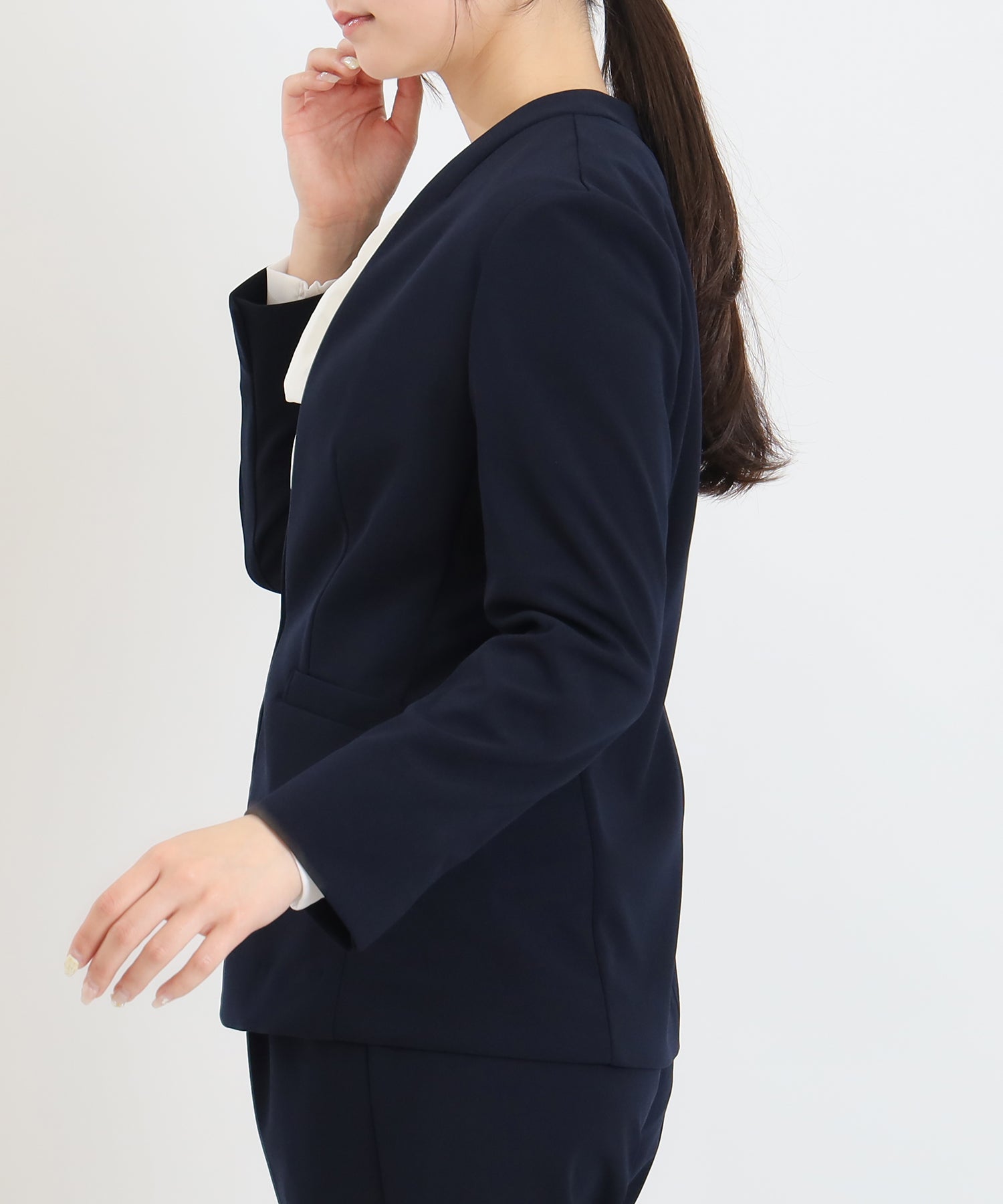 ネイビー　model：160　着用サイズ：M