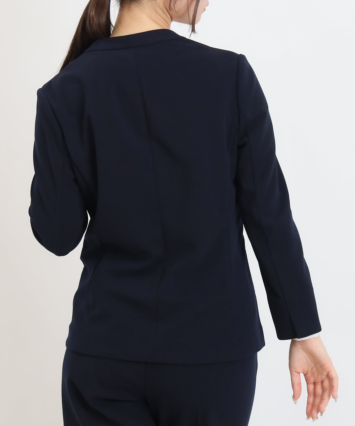 ネイビー　model：160　着用サイズ：M