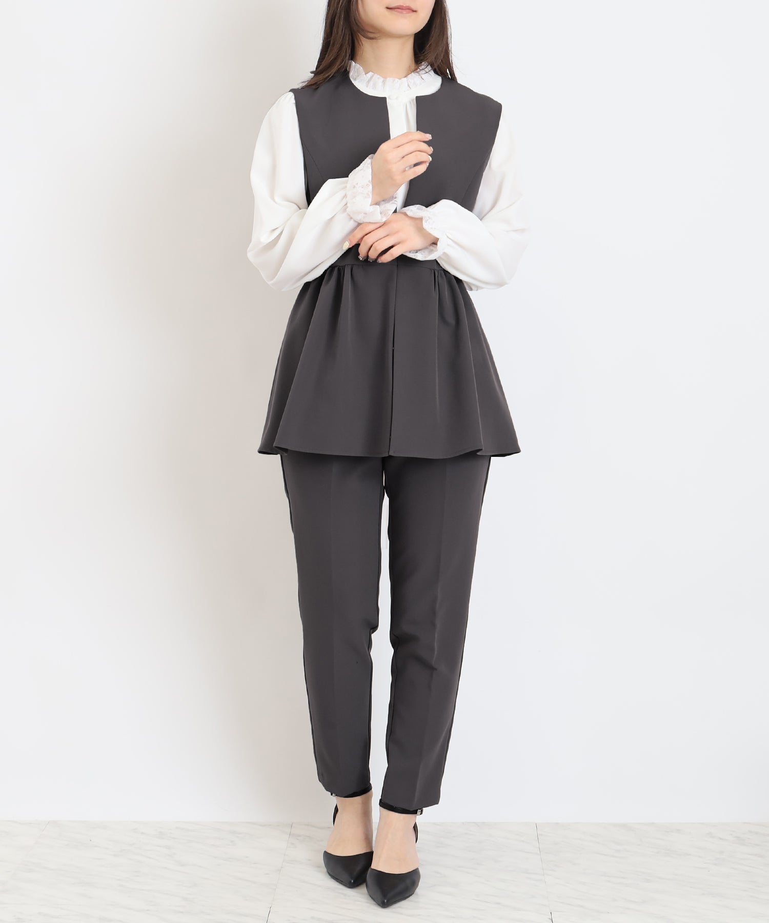 チャコール　model:160cm   着用サイズ：M 