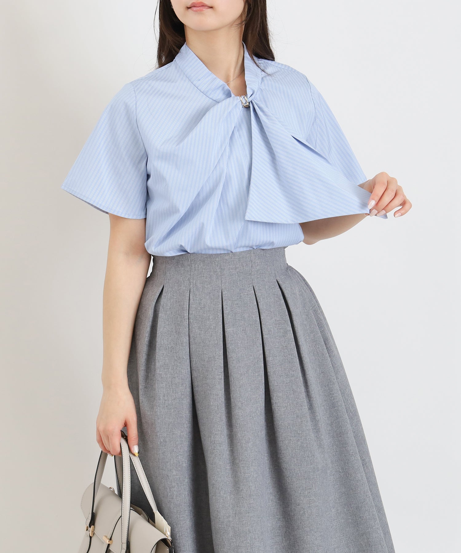ホワイト×サックス　model:160cm  着用サイズ：M