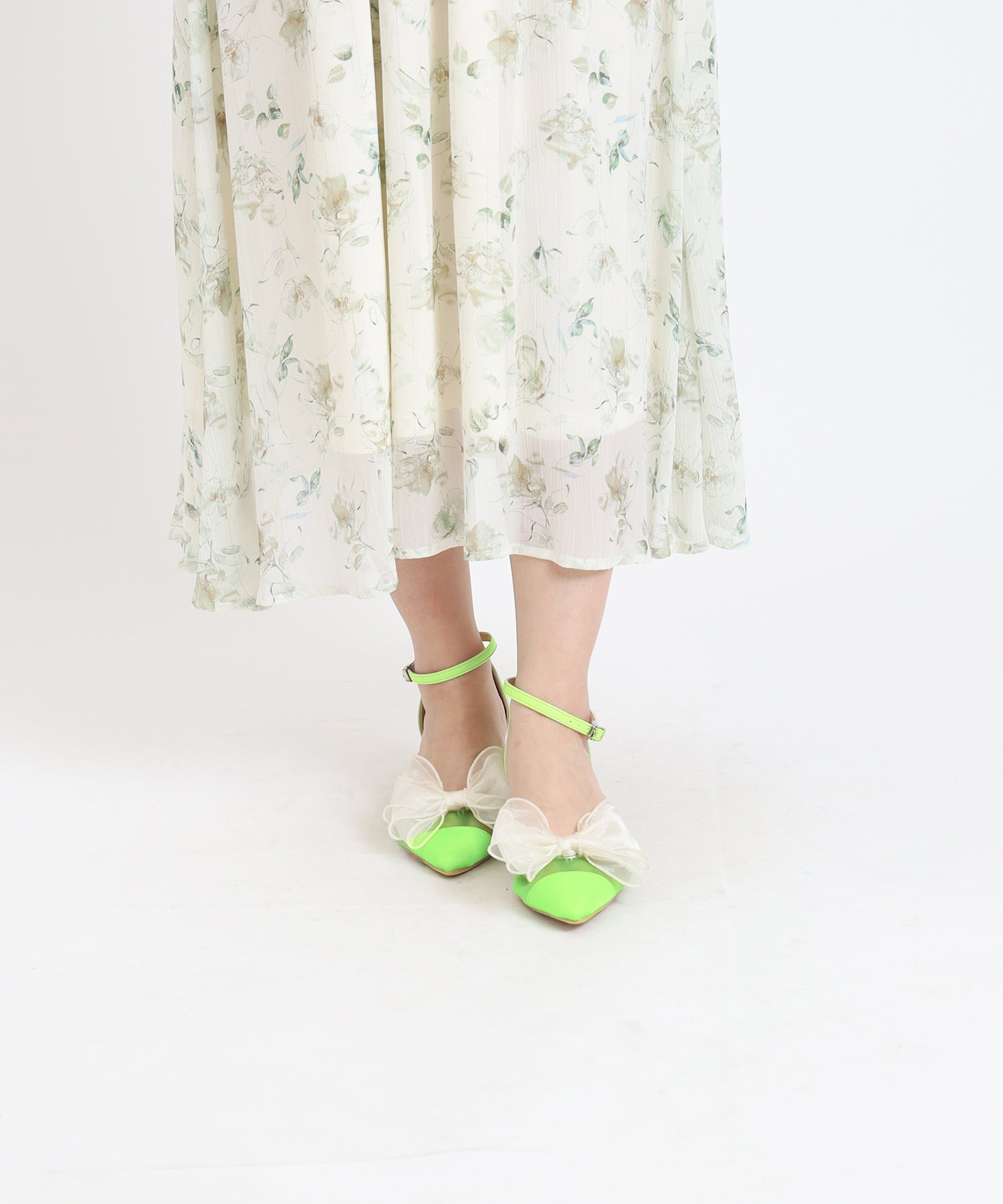 イエローグリーン