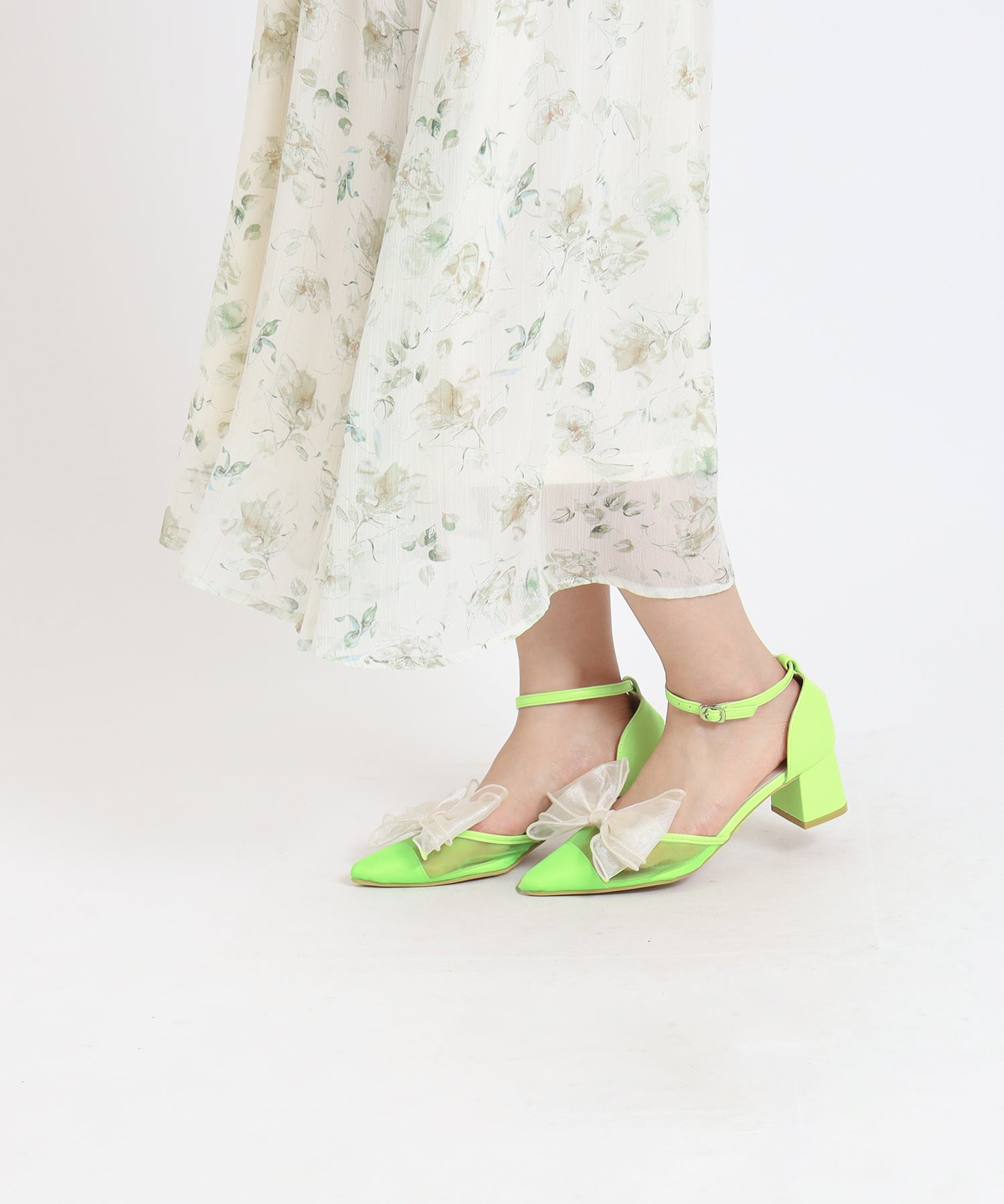 イエローグリーン