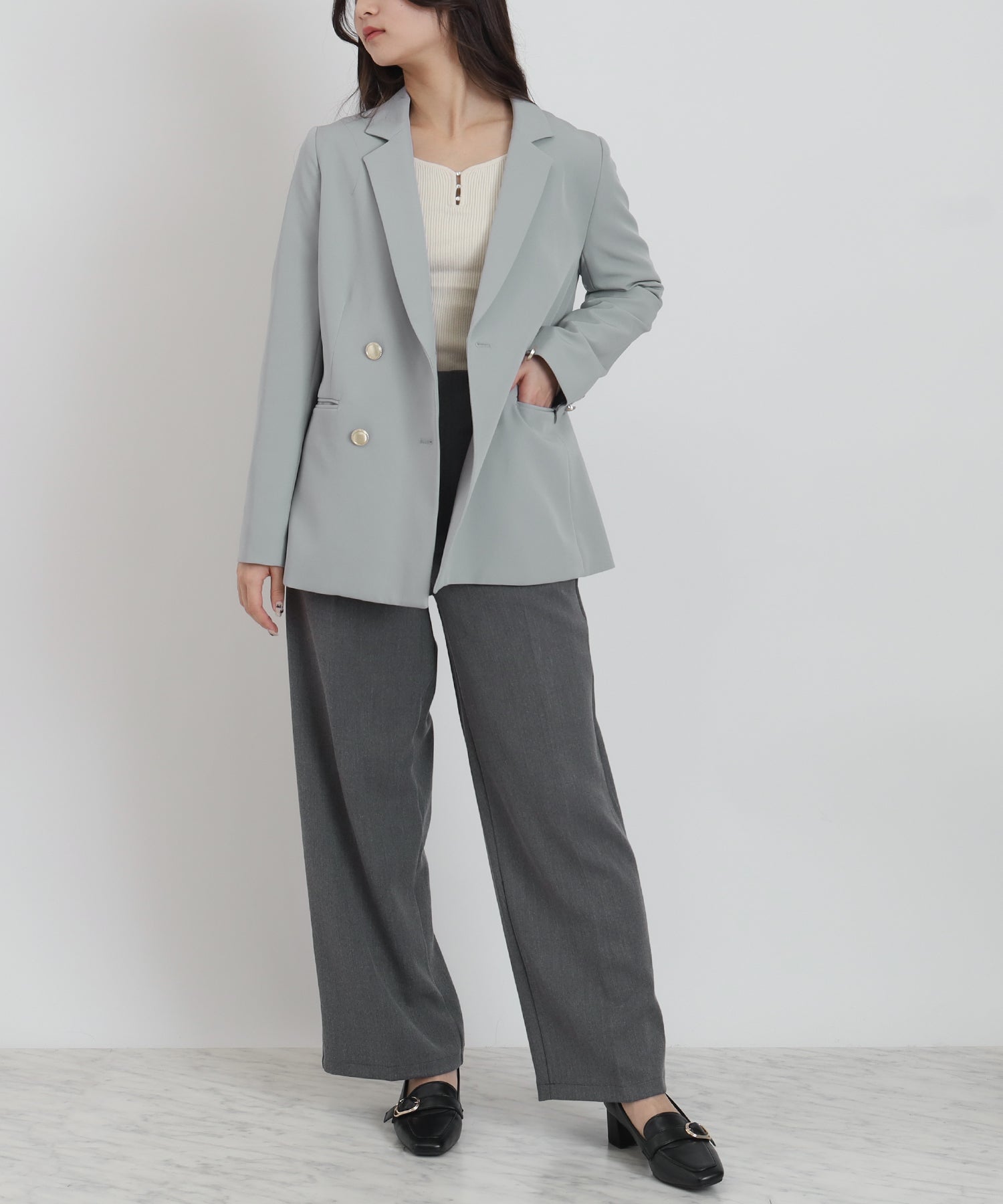 ライトグレー　model：160㎝　着用サイズ：M