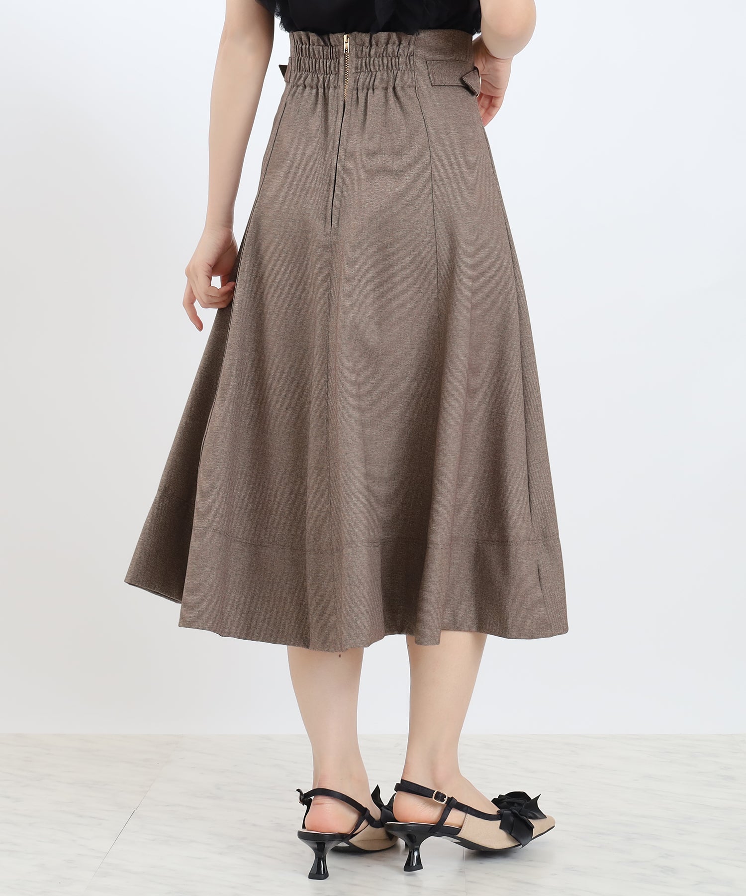 ブラウン　model：156　着用サイズ：S