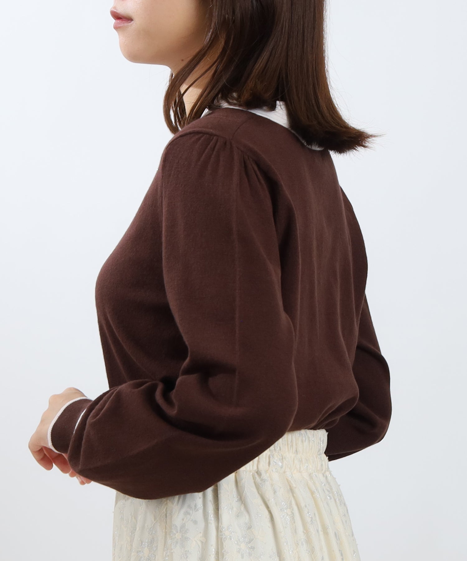 ブラウン　model：156　着用サイズ：M