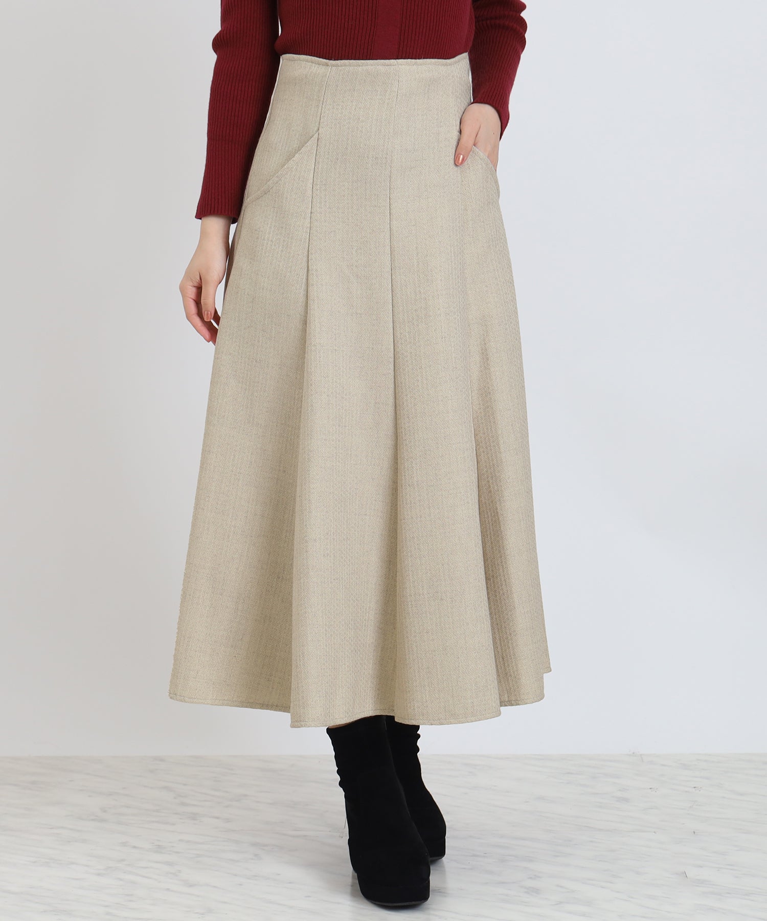 ベージュ　model:156cm  着用サイズ：M