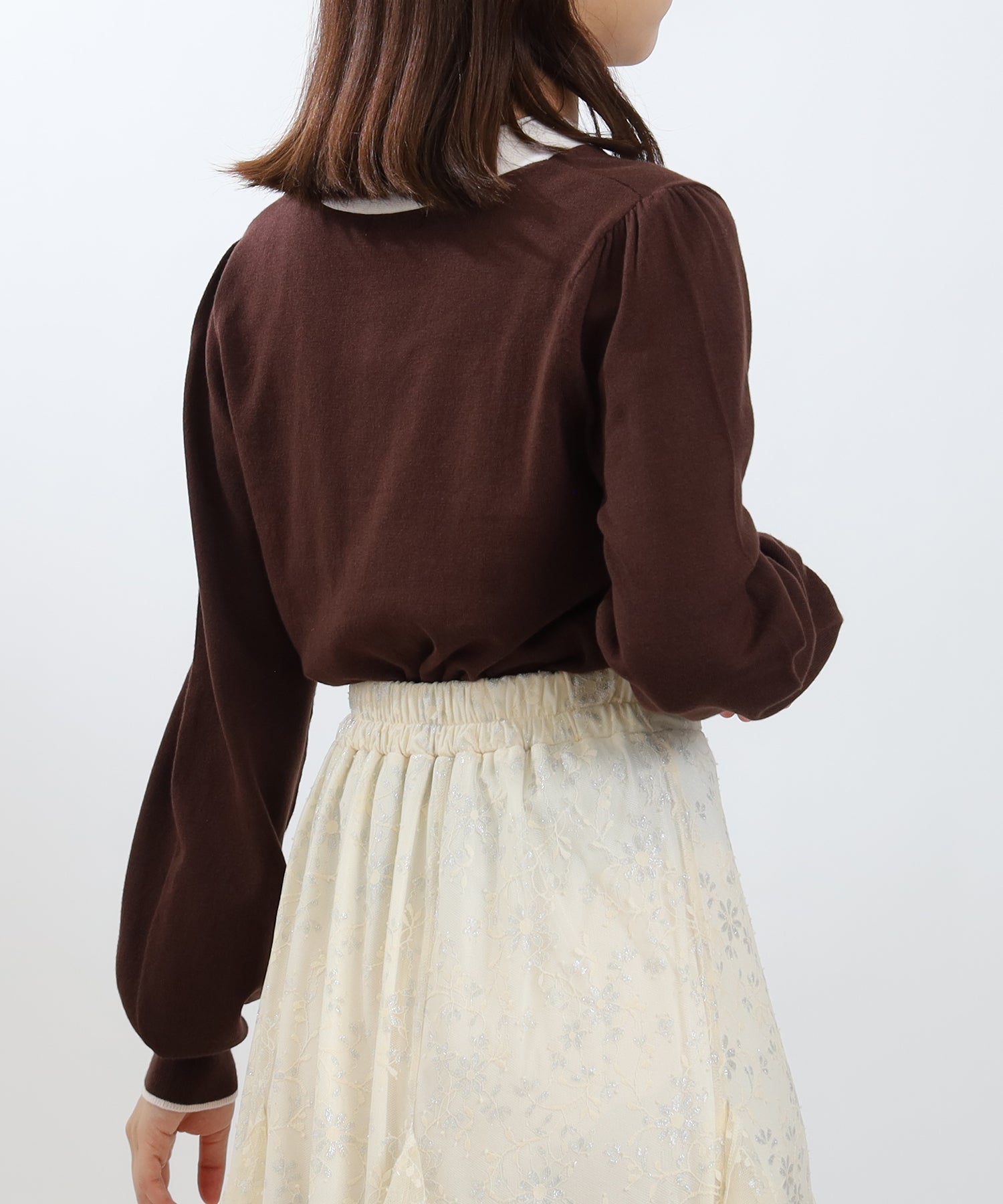 ブラウン　model：156　着用サイズ：M