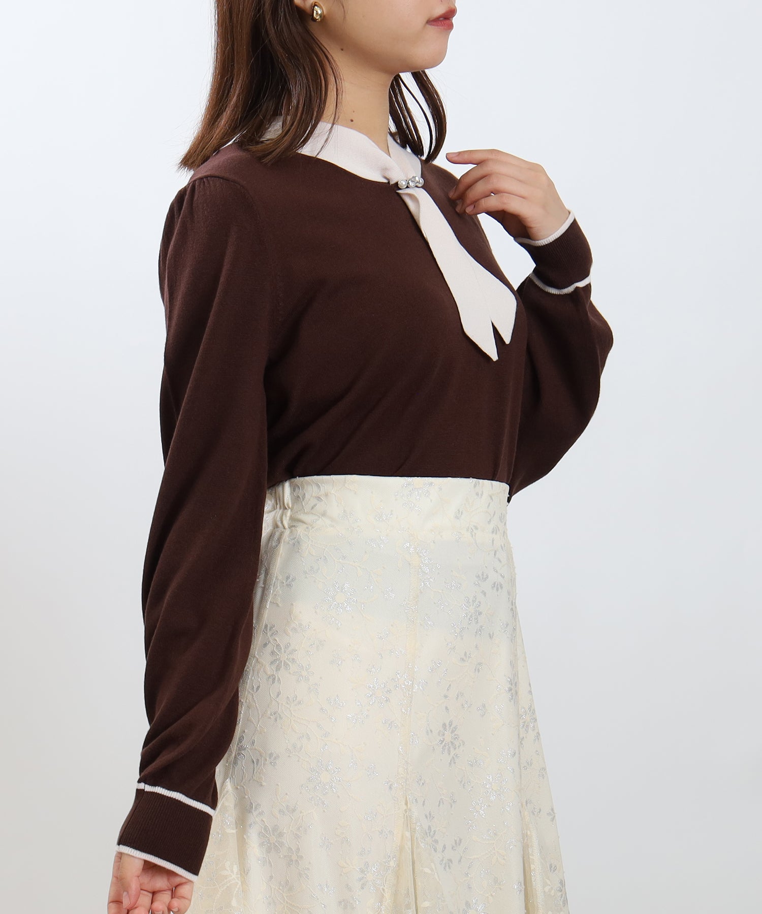 ブラウン　model：156　着用サイズ：M