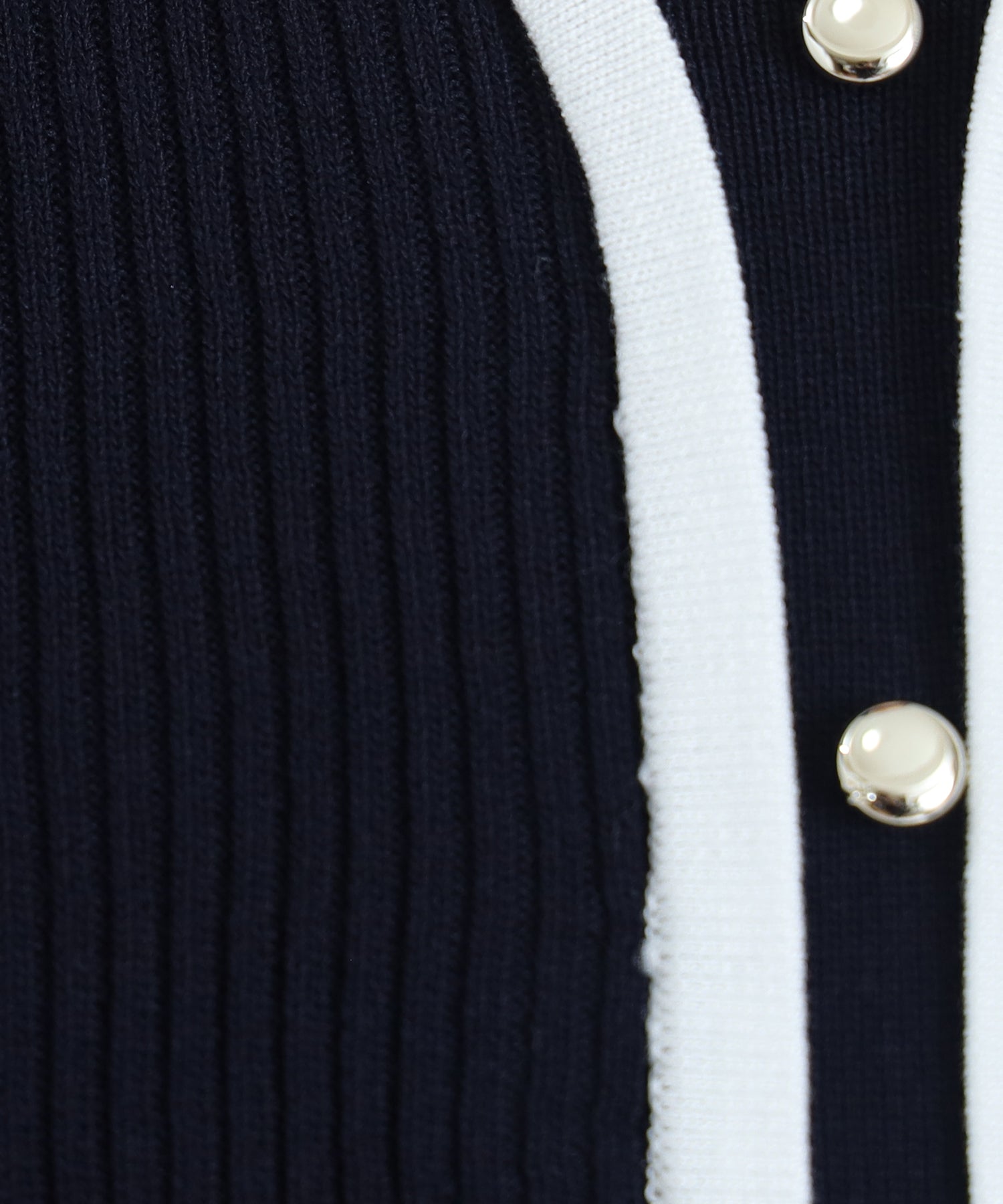 フロントボタンフェイクレイヤードニット(配色・無地)