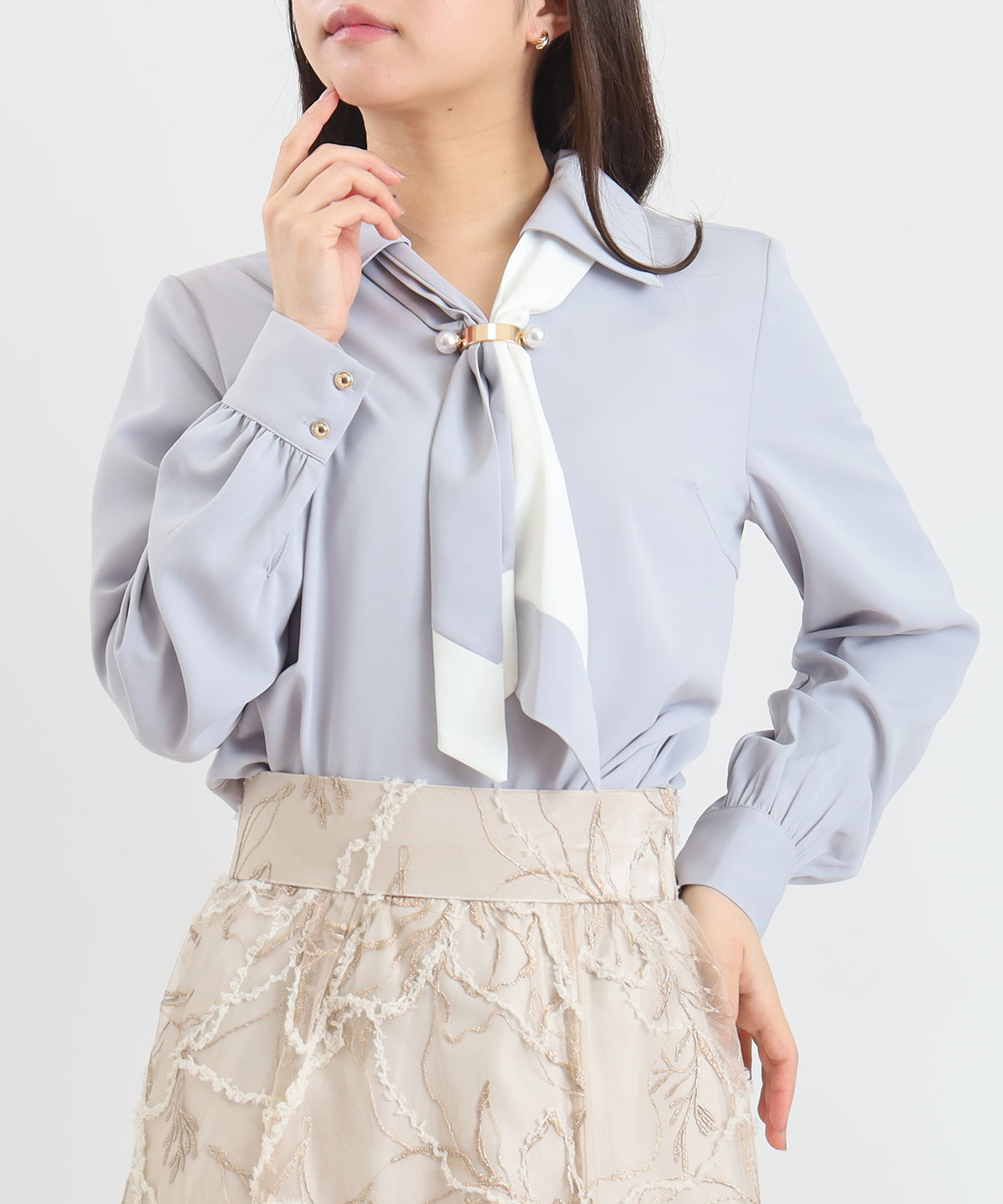 ライトグレー　model:156cm  着用サイズ：M