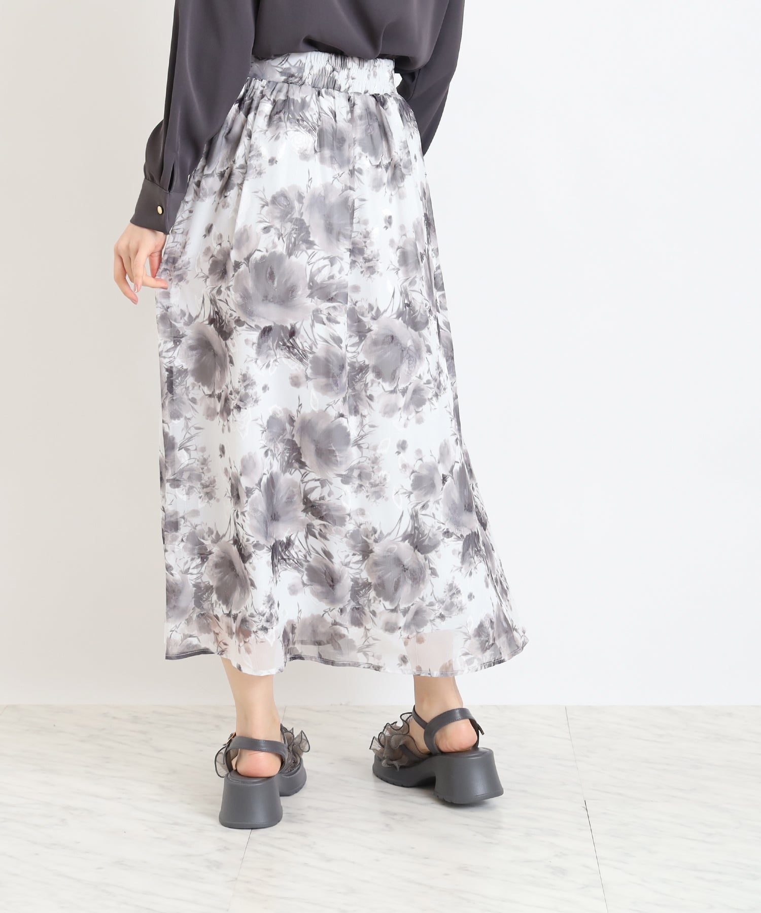 aya様 5/25までお取置き snidel 2016AW フラワーフレアガウン オパールノーブルフラワーフレアスカート