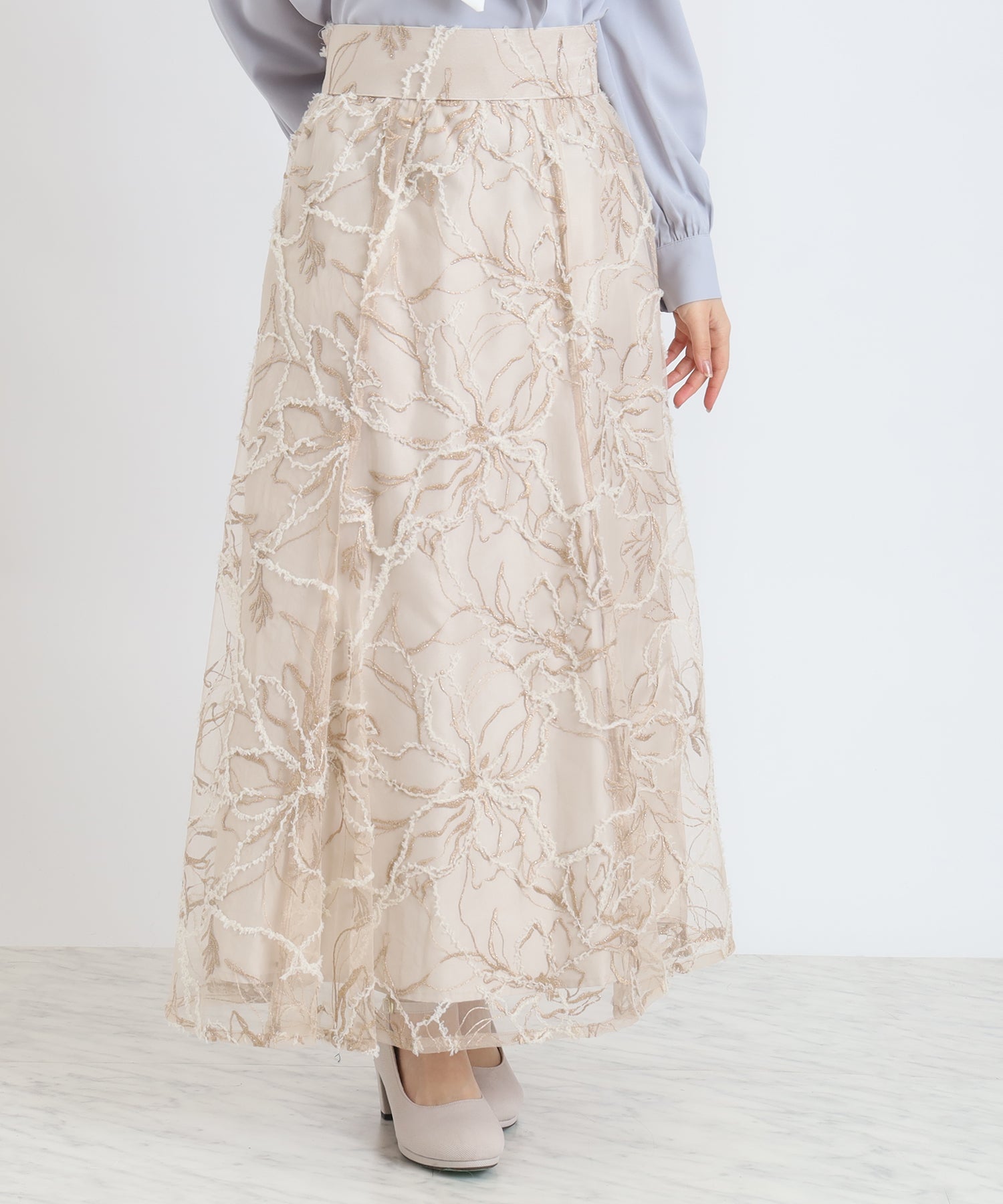 ベージュ　model：156　着用サイズ：M　(長：90㎝丈仕様)