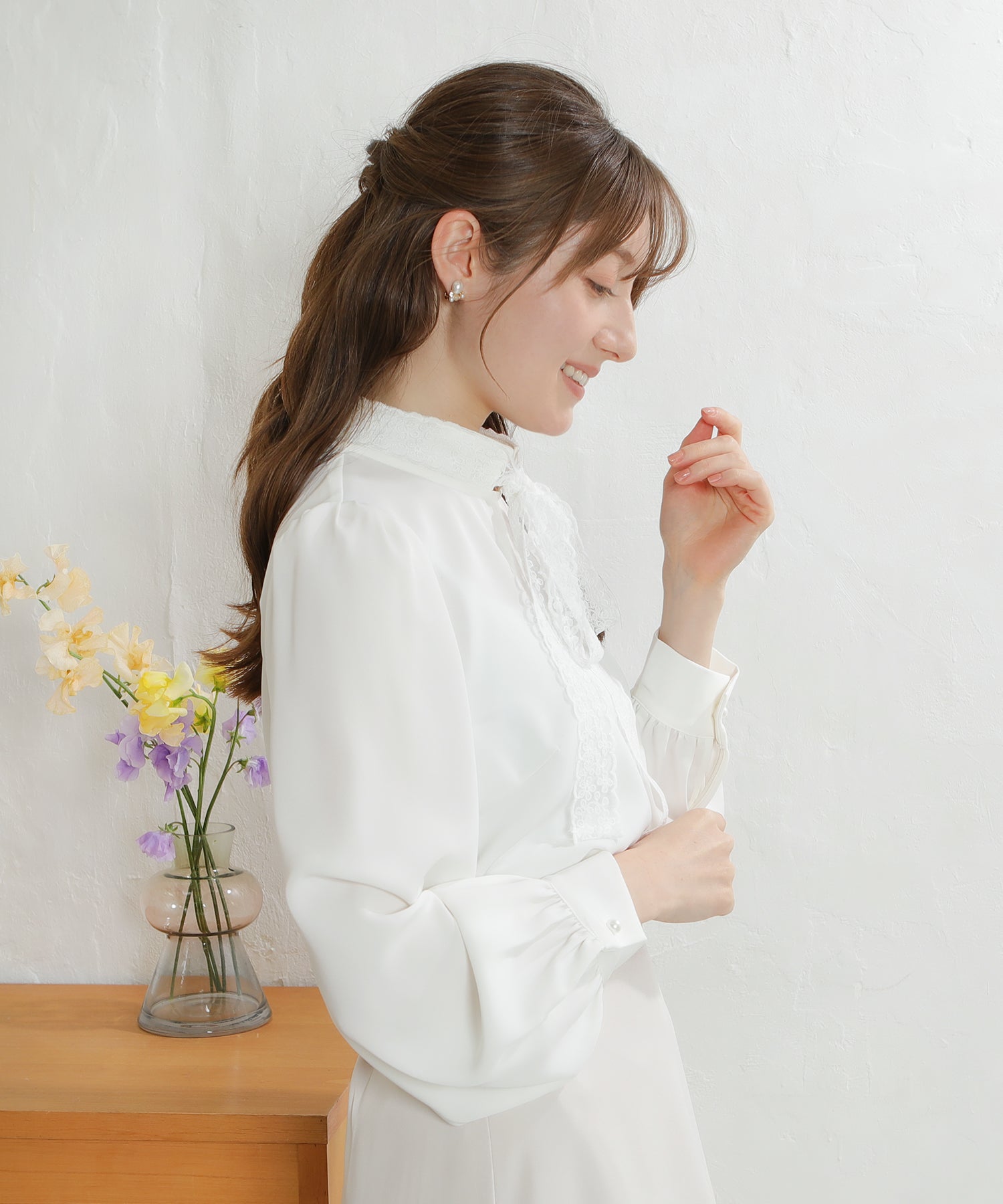 ホワイト　MODEL:163㎝　着用サイズ：M