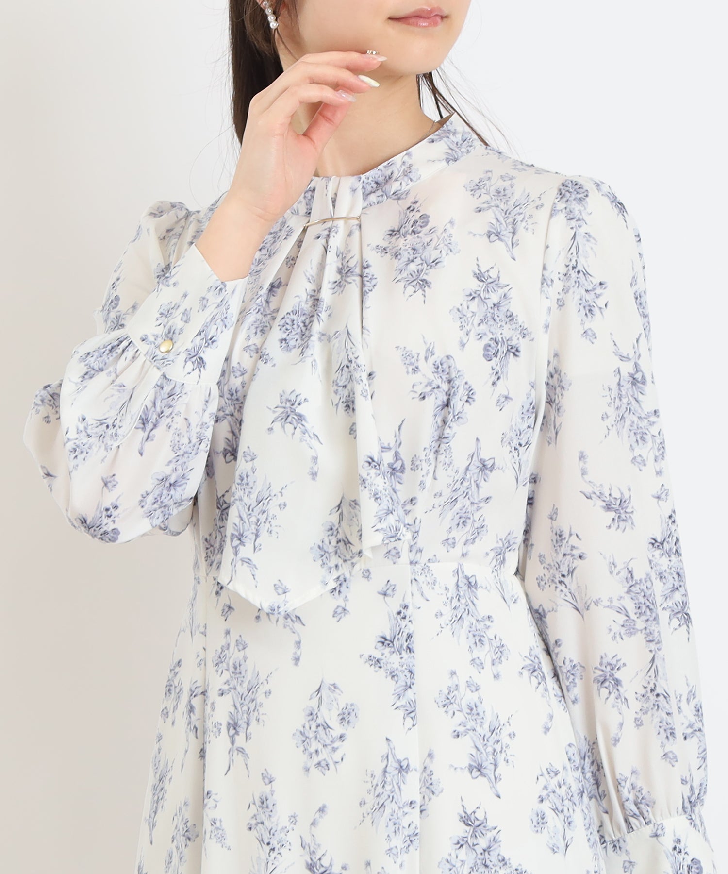 ホワイト×ブルー　model:160cm  着用サイズ：M