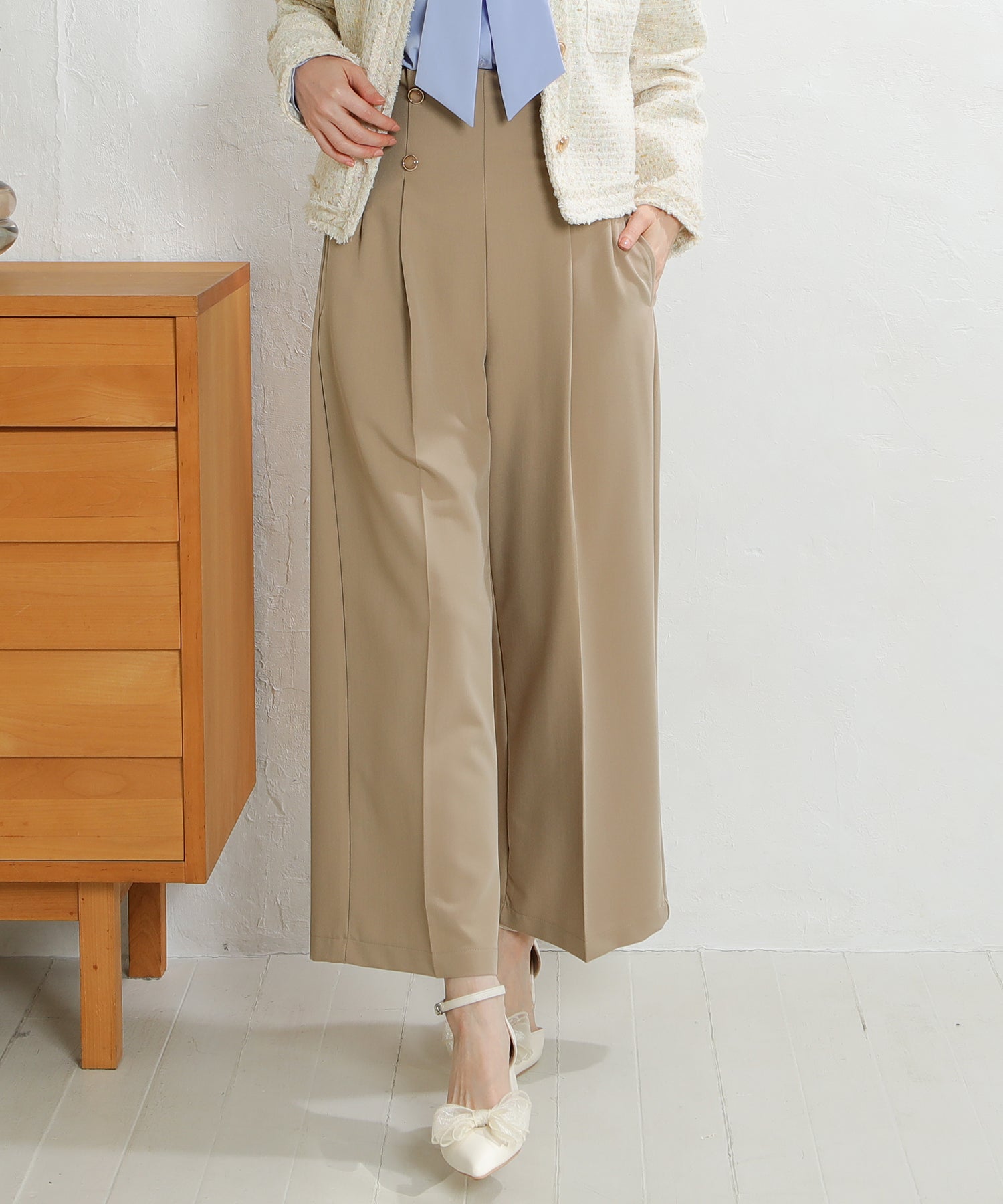 ベージュ　model:163cm  着用サイズ：M