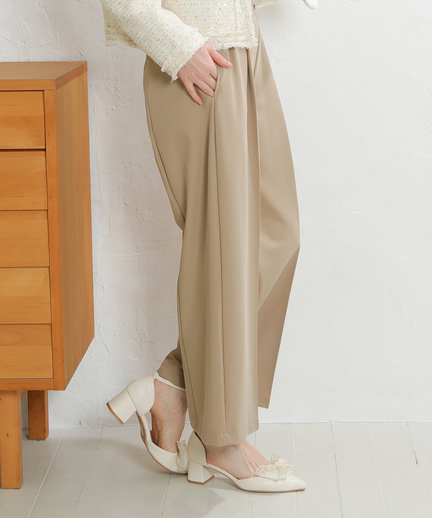 ベージュ　model:163cm  着用サイズ：M