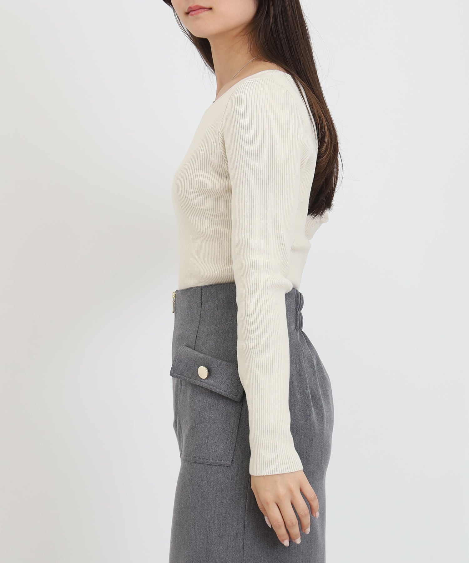 ベージュ　model:160　着用サイズ：M