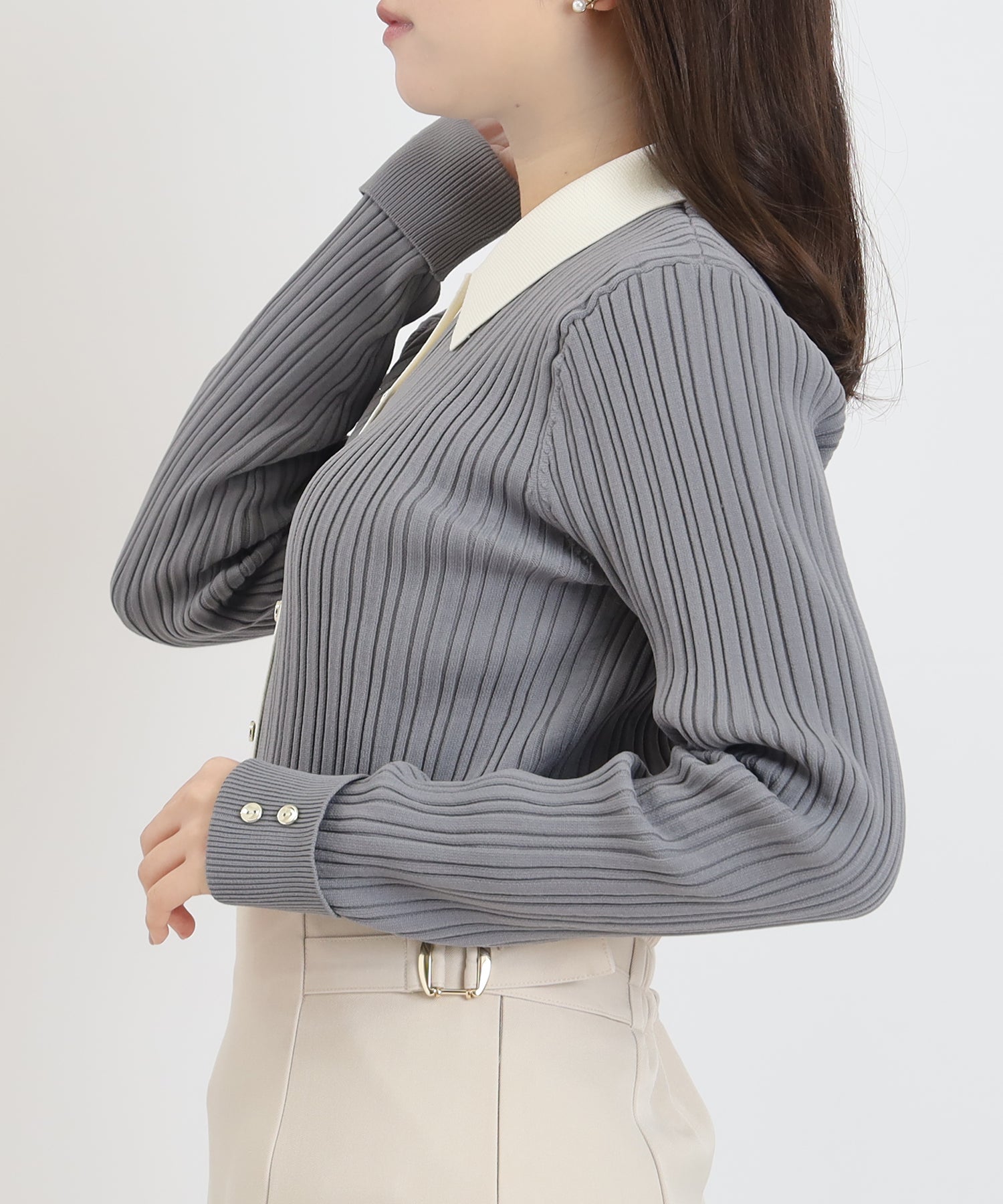 ライトグレー　model：156　着用サイズ：M