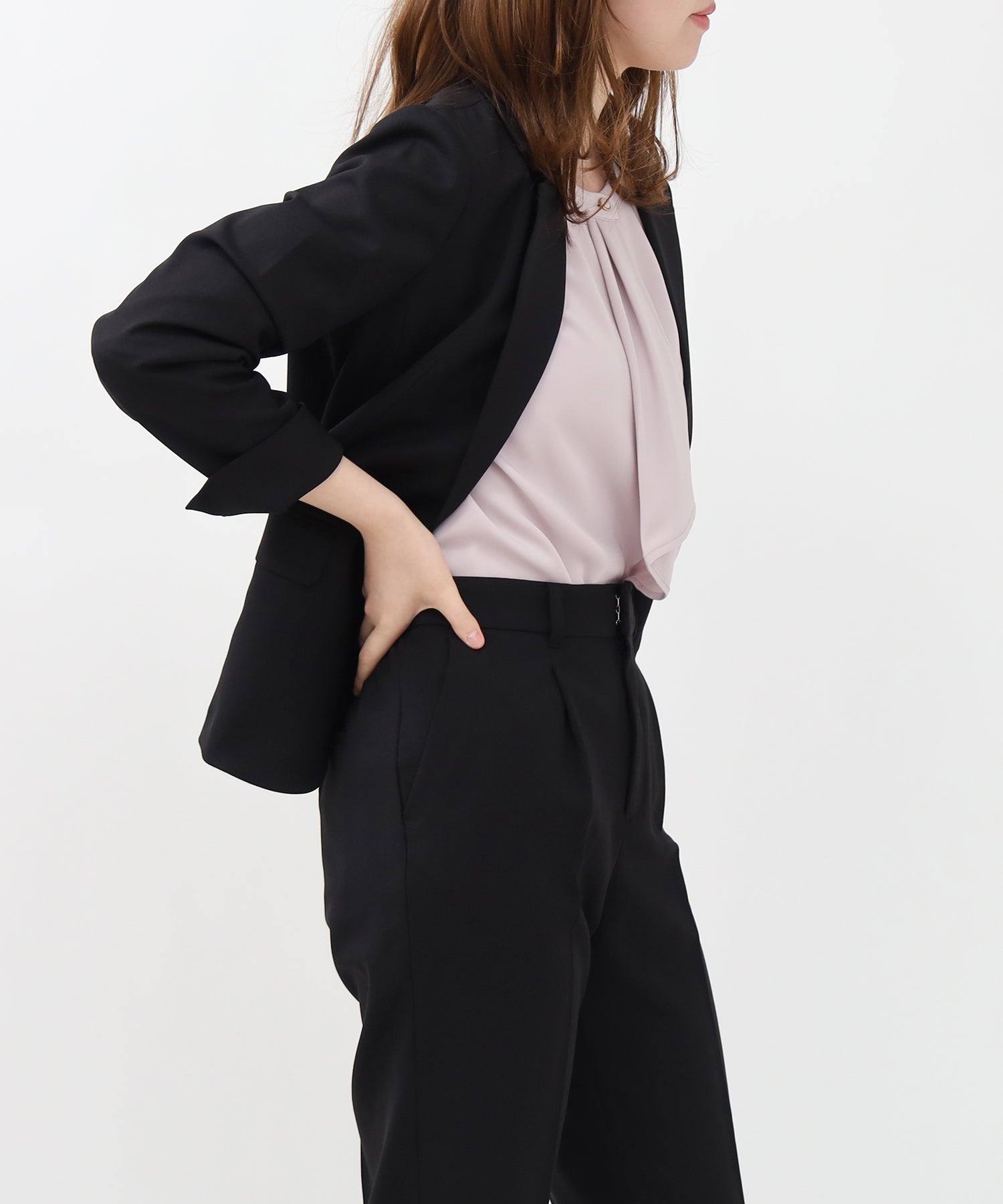 ブラック　model:161cm　着用サイズ:S