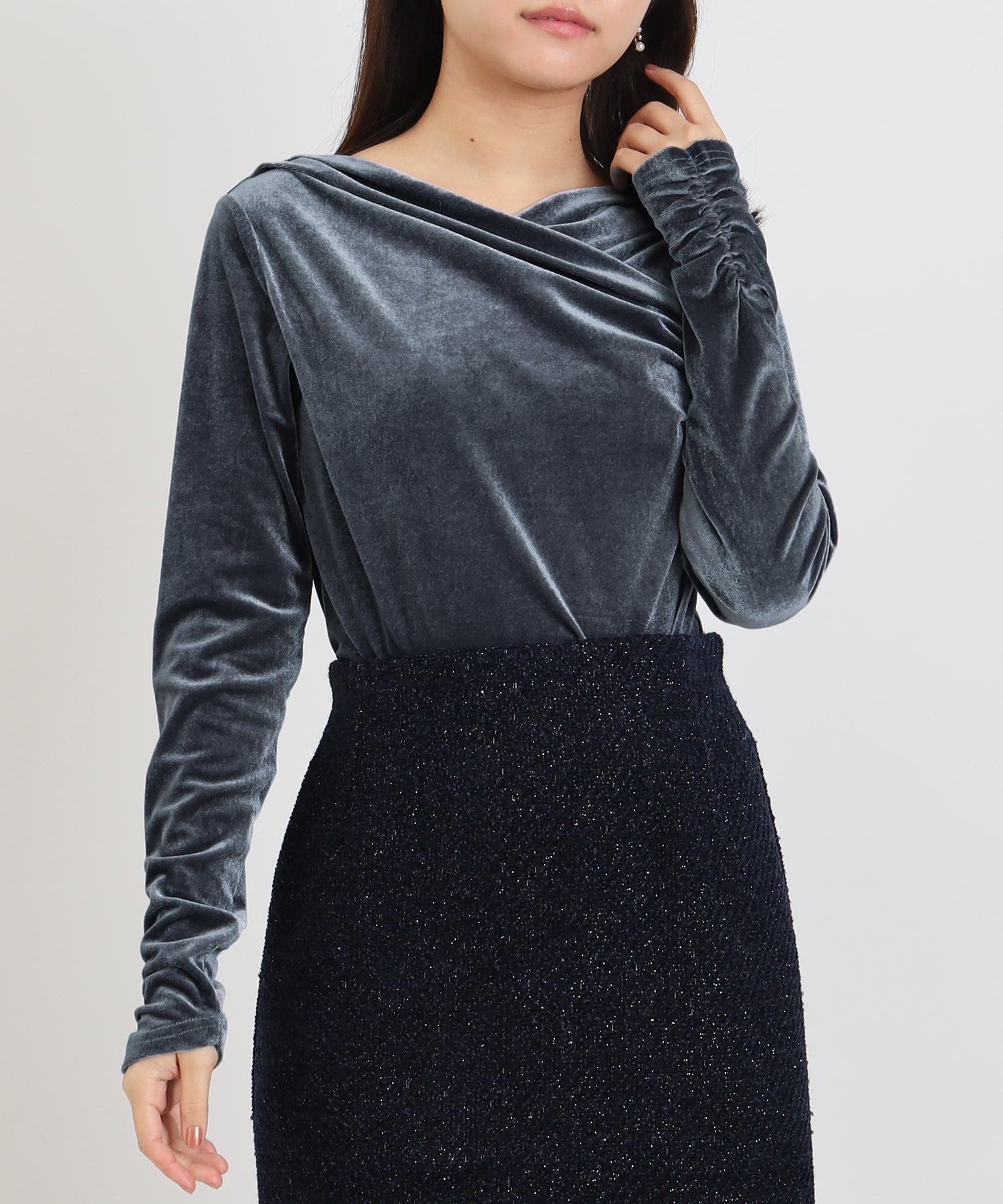 ライトグレー　model：156　着用サイズ：M