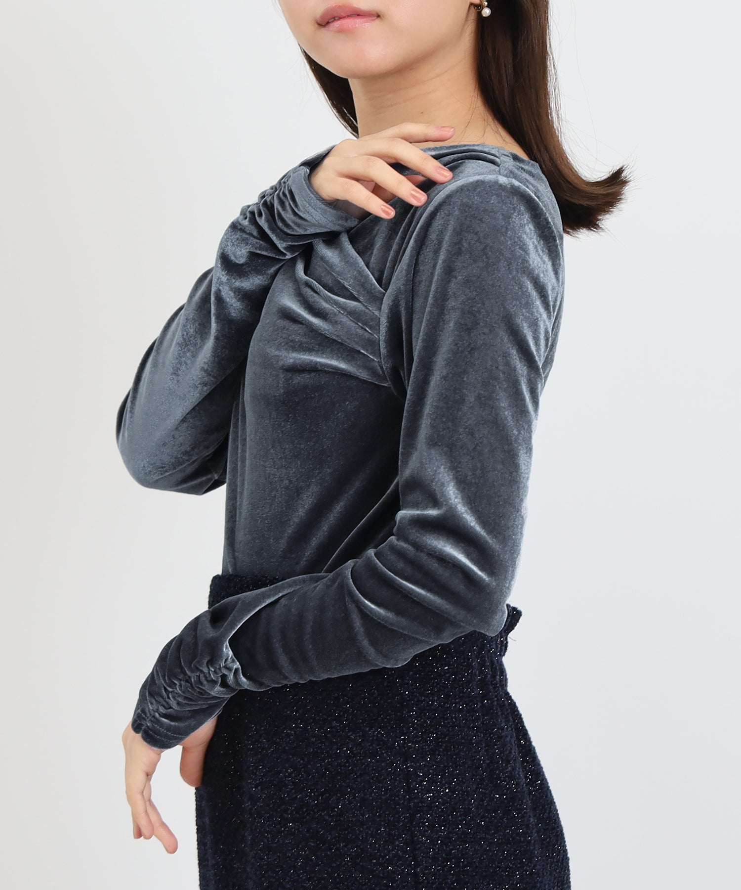 ライトグレー　model：156　着用サイズ：M