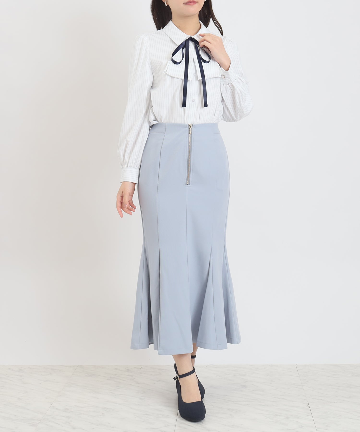 ホワイト×ストライプ　model：156　着用サイズ：S