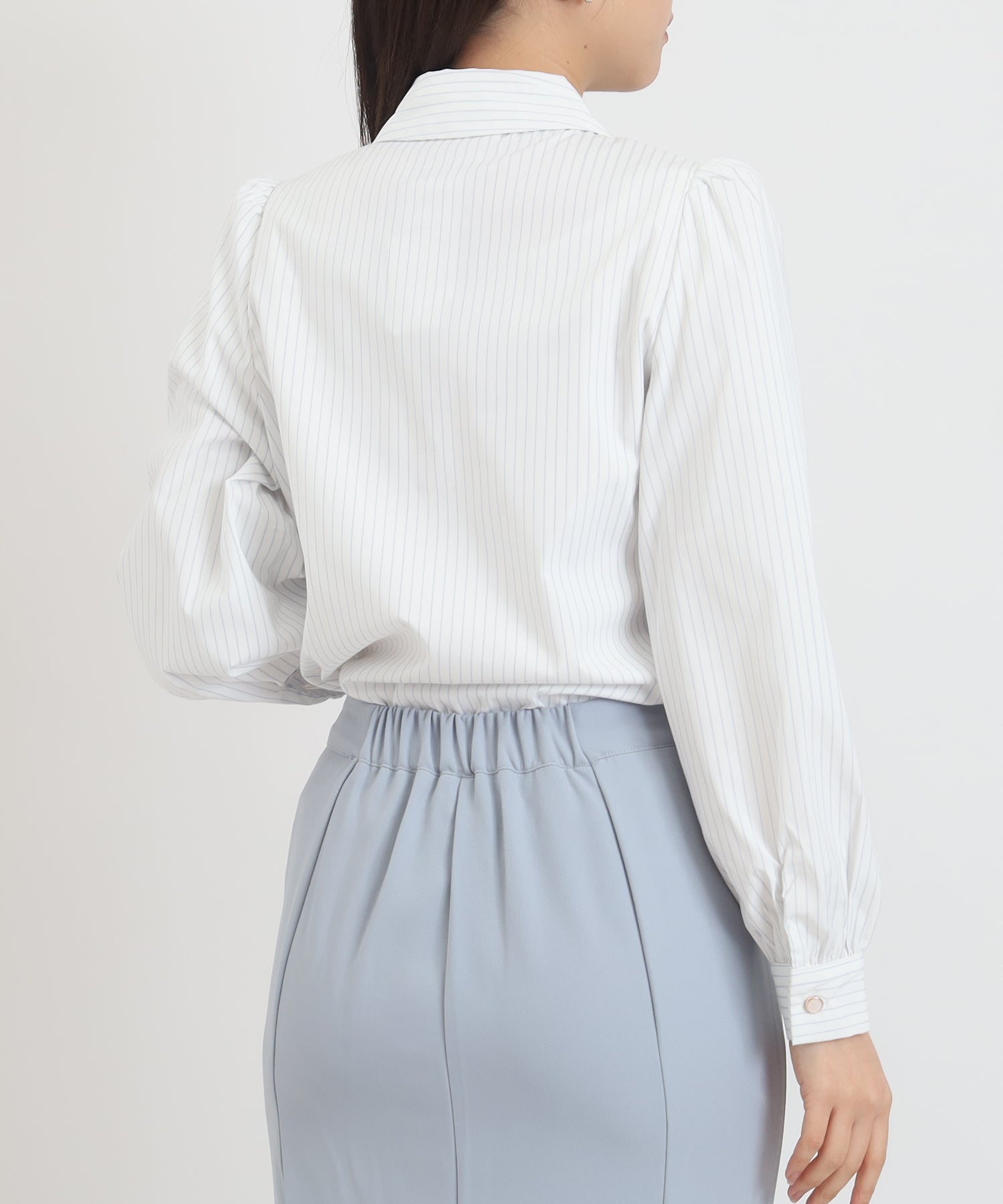 ホワイト×ストライプ　model：156　着用サイズ：S