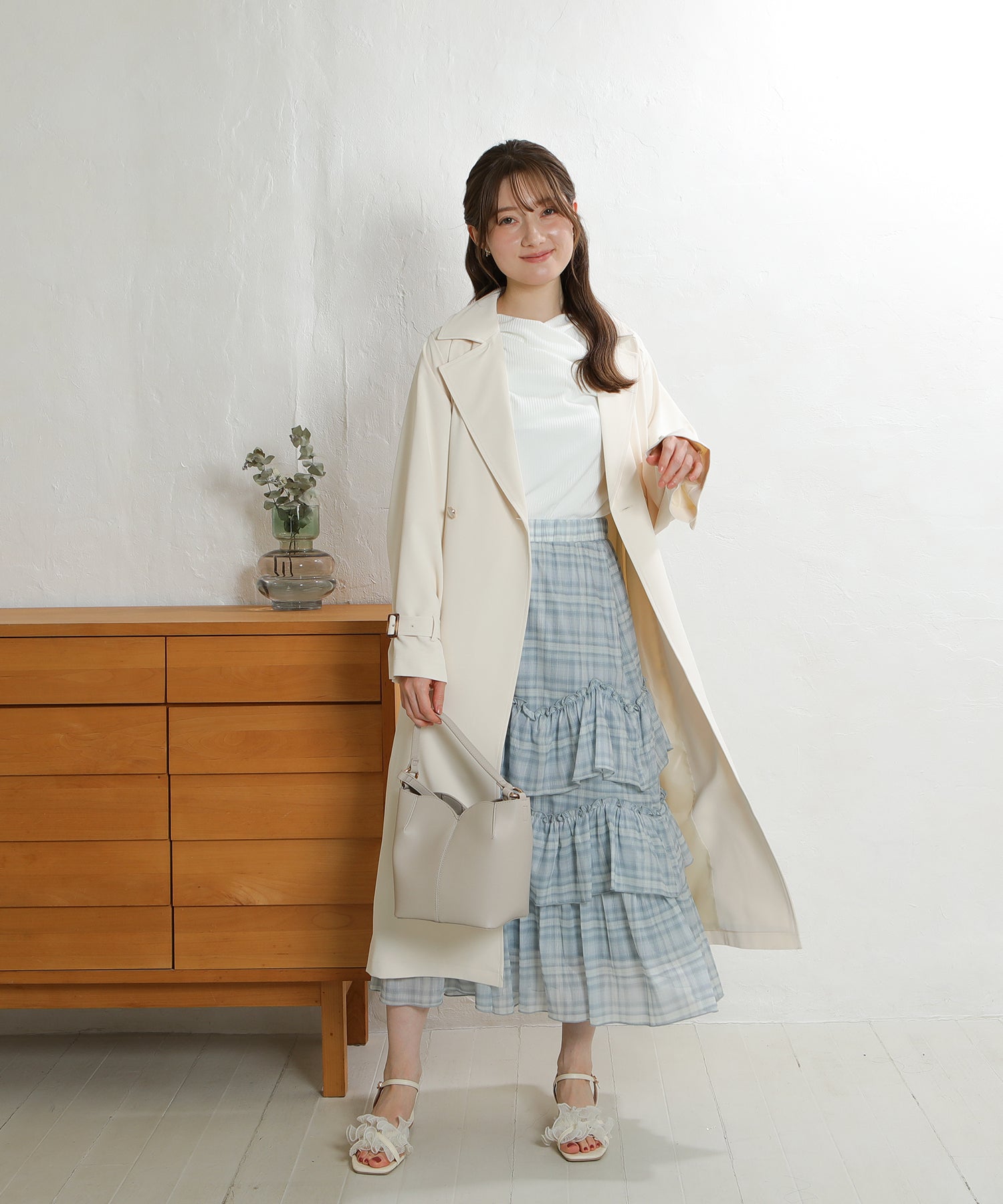 アイボリー　model：163　着用サイズ：M