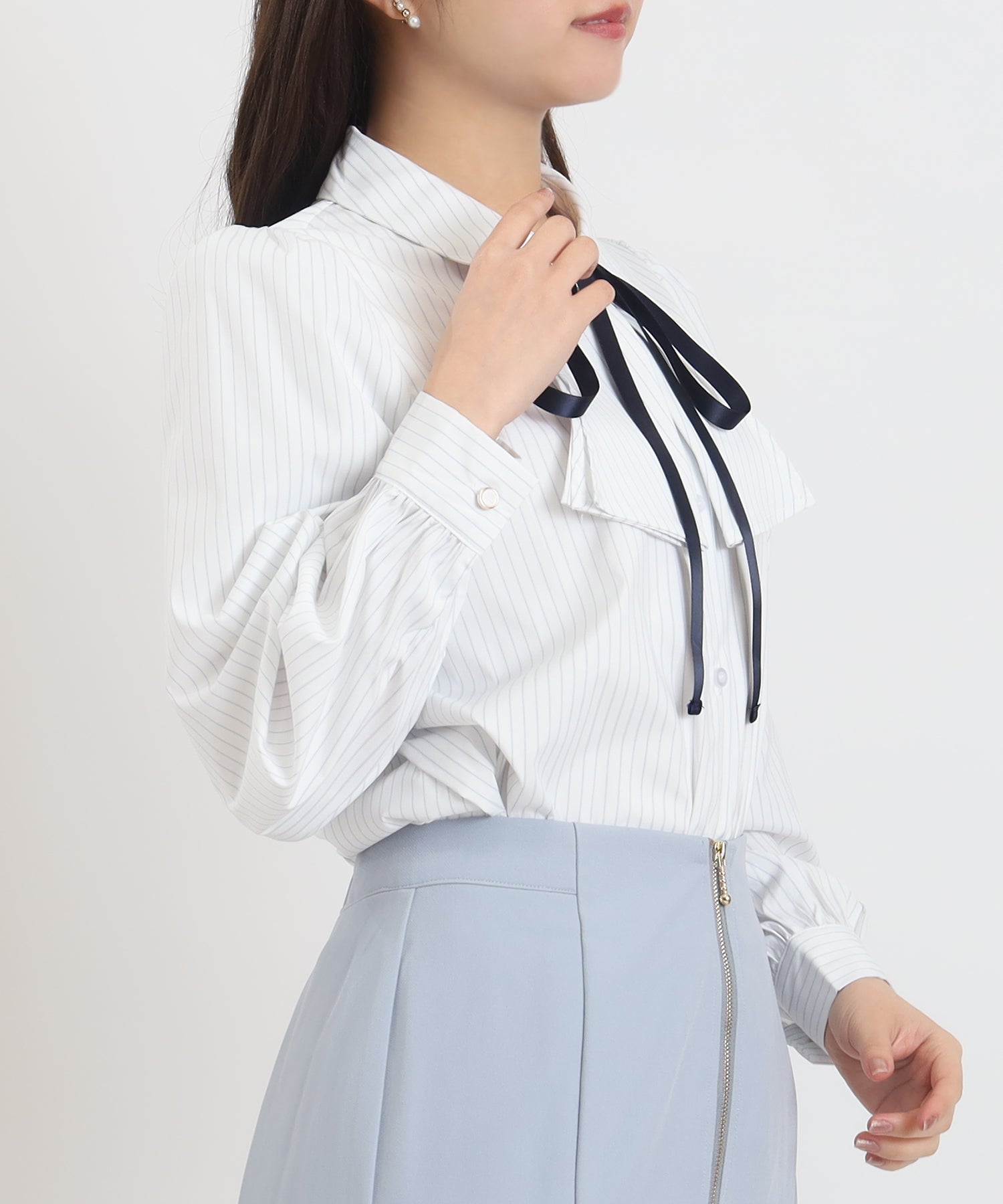 ホワイト×ストライプ　model：156　着用サイズ：S