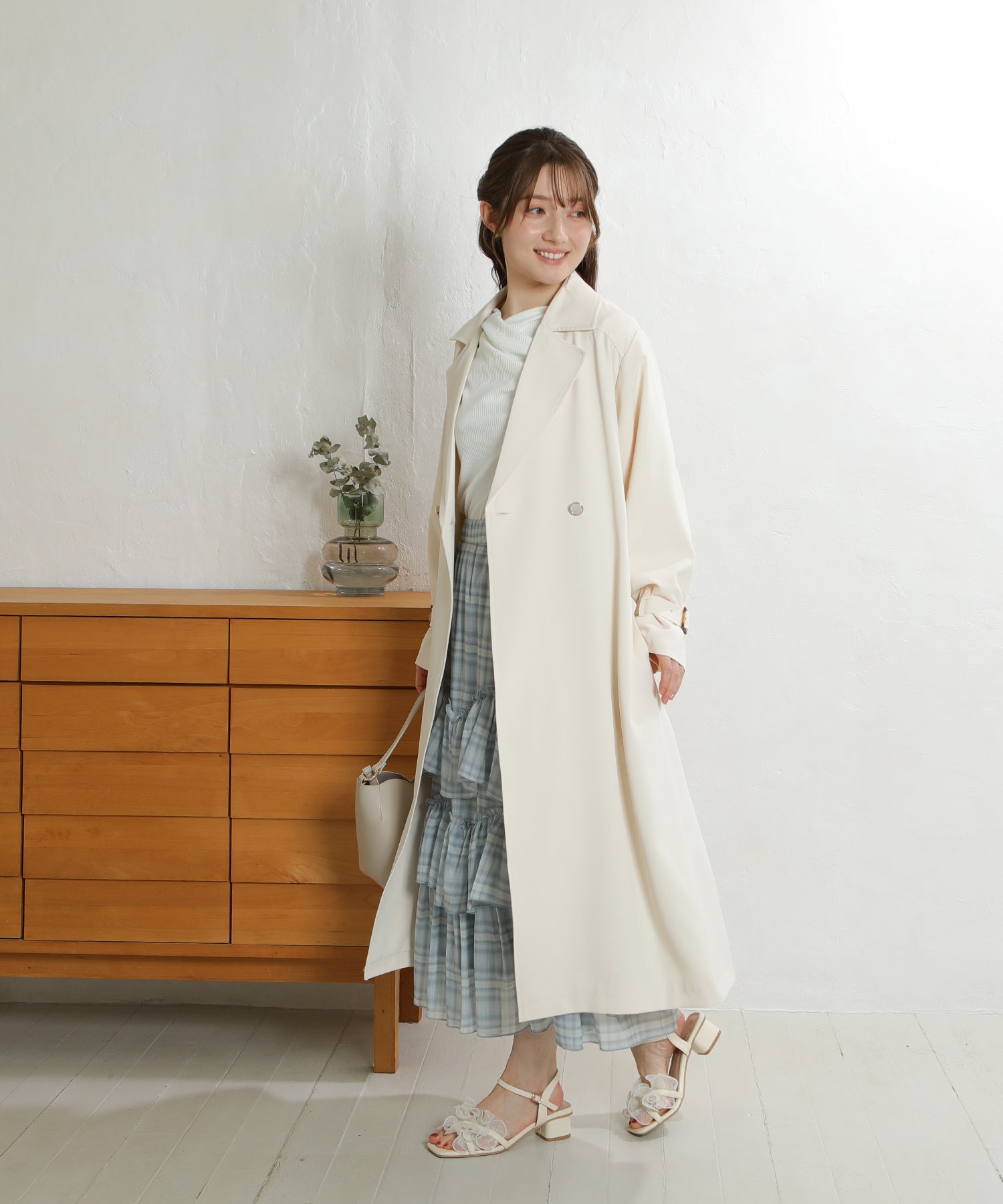 アイボリー　model：163　着用サイズ：M