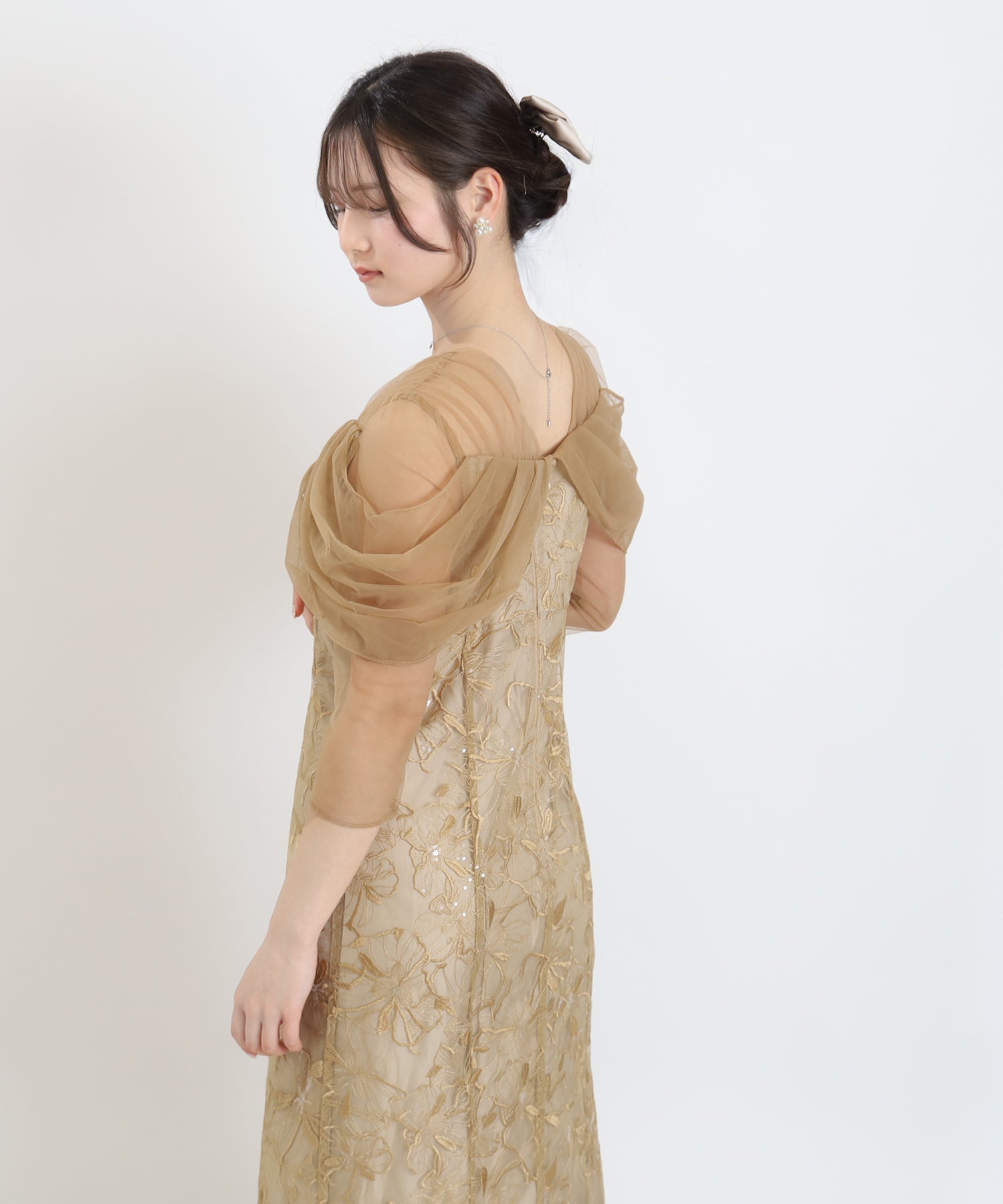 イエロー　model：160　着用サイズ：M