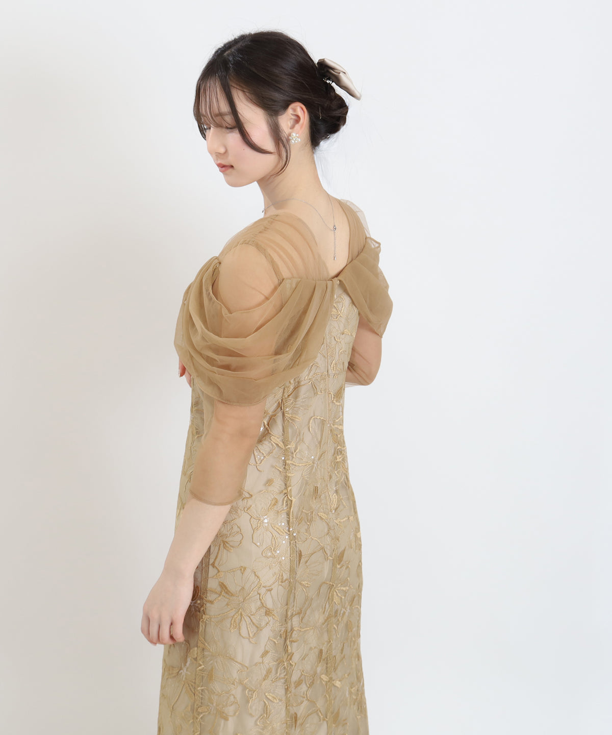 イエロー　model：160　着用サイズ：M