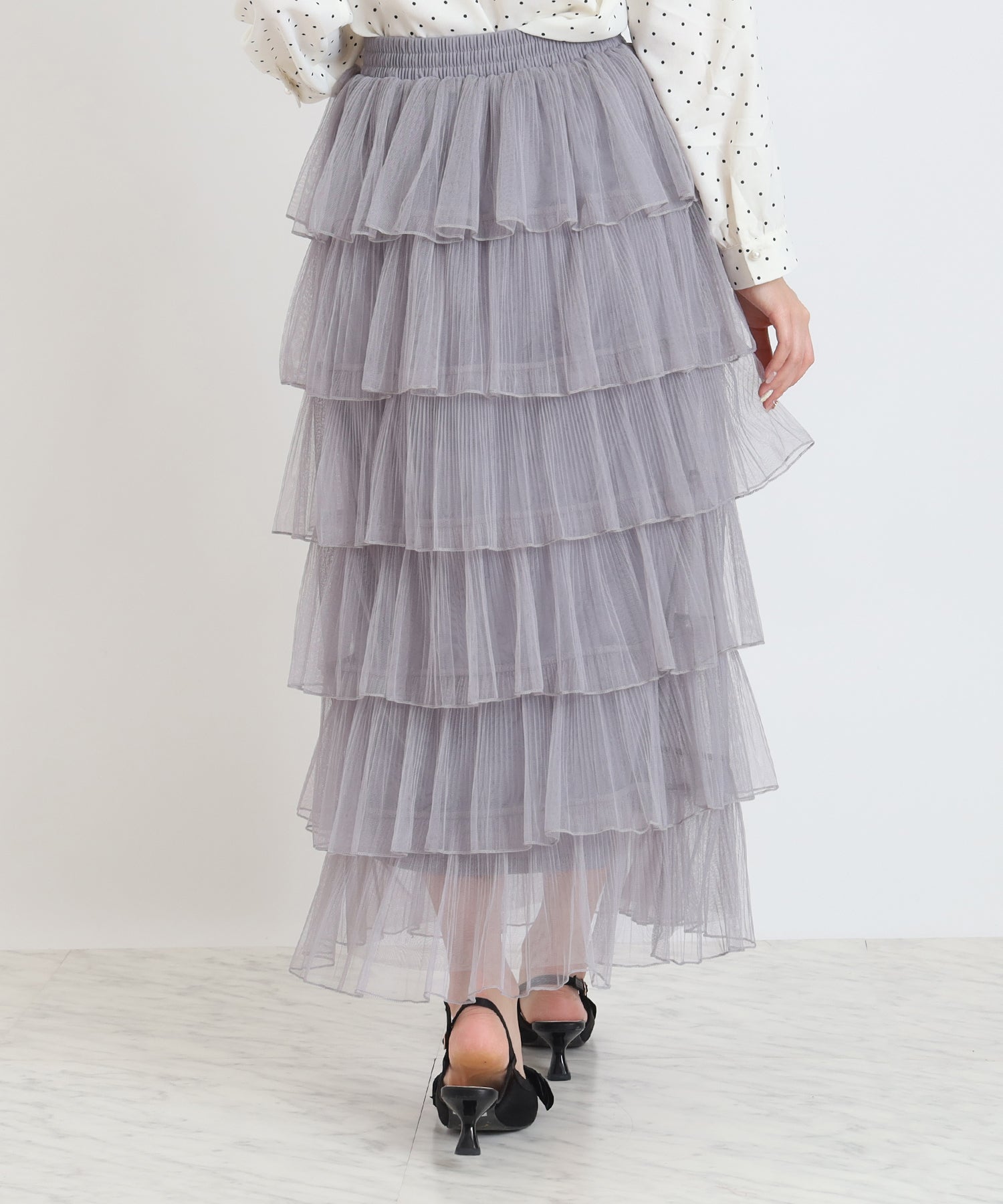 ライトグレー　model：160　着用サイズ：M