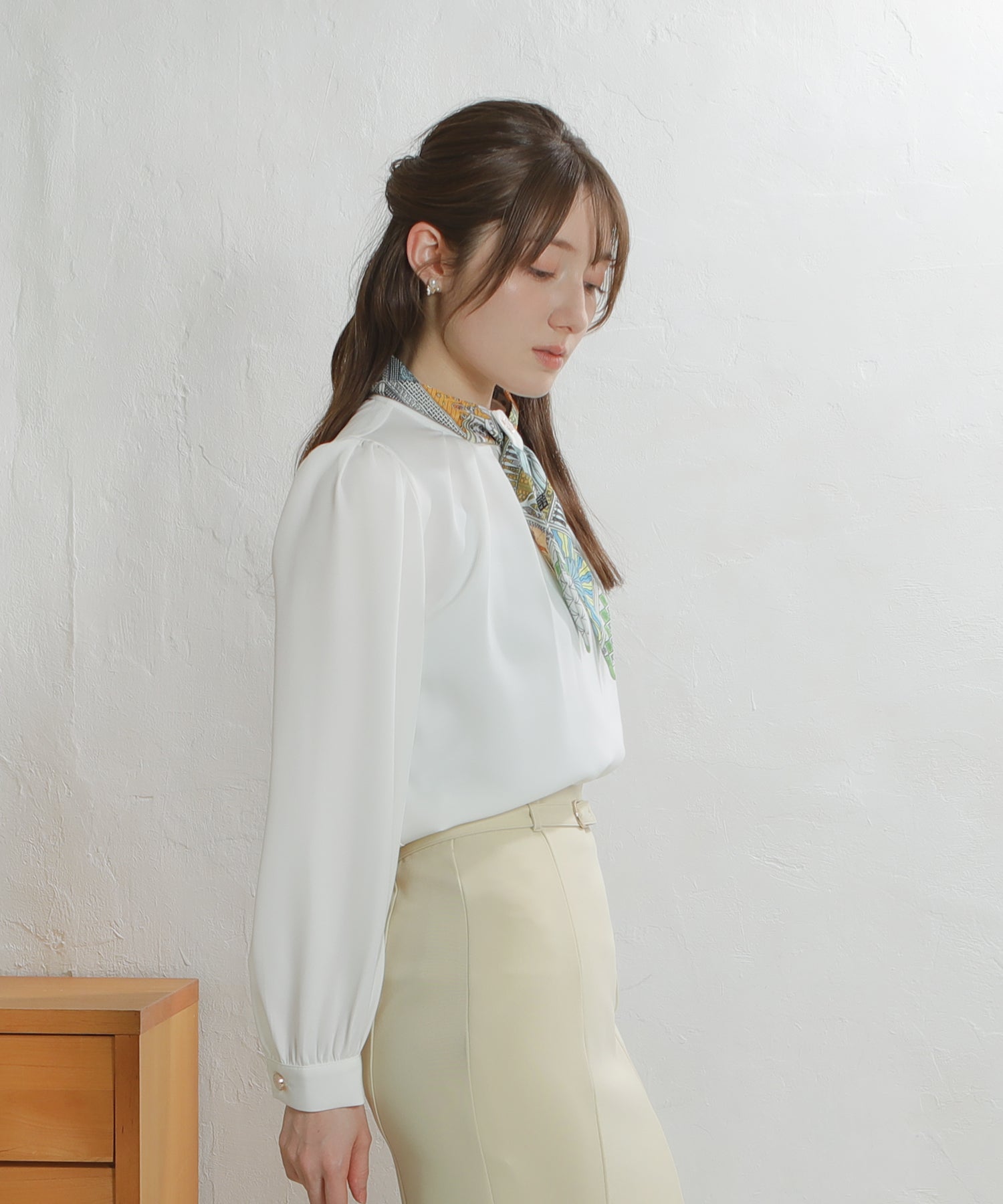 ホワイト　model：163cm　着用サイズ：M