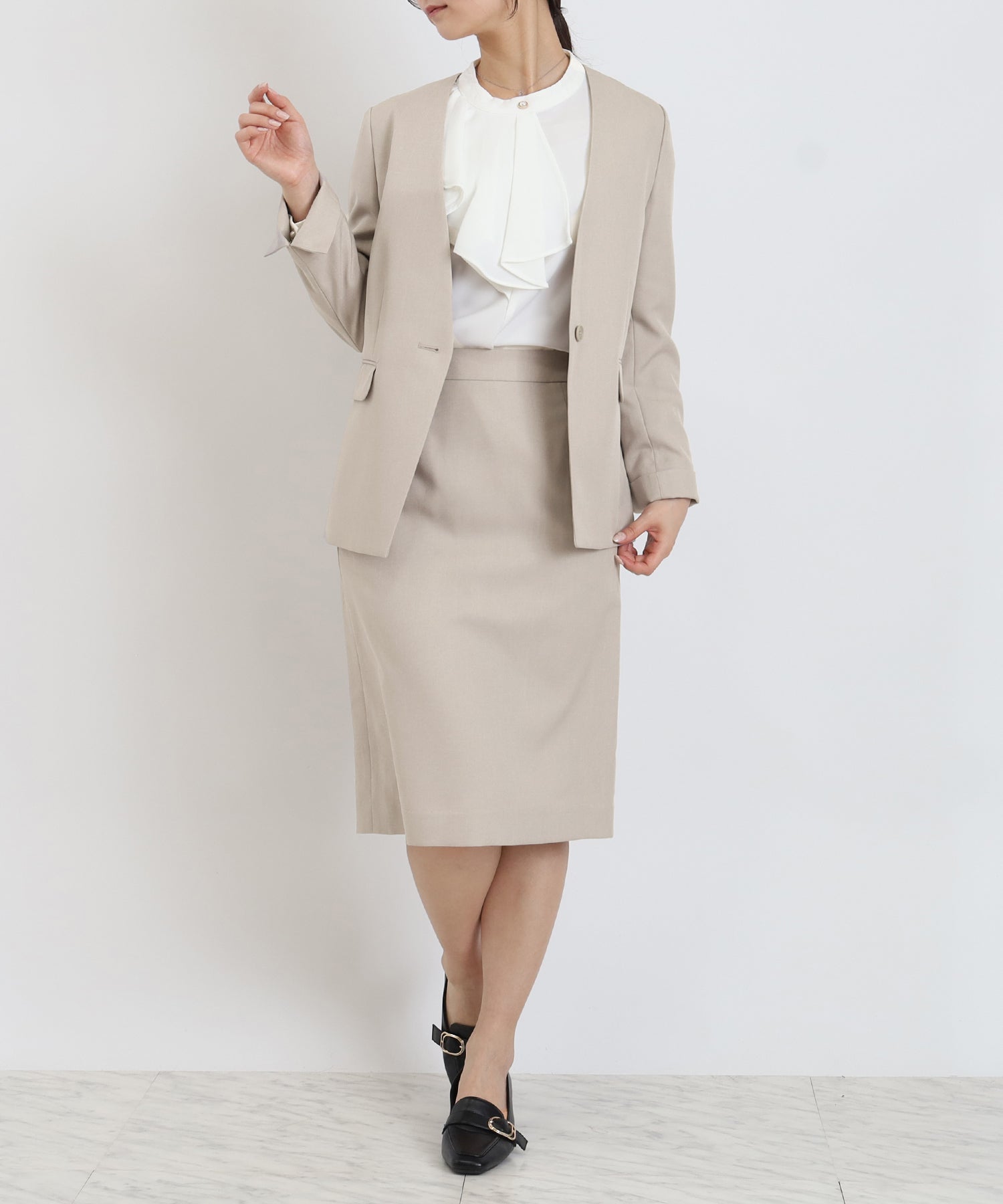 グレージュ　model:160cm  着用サイズ：S