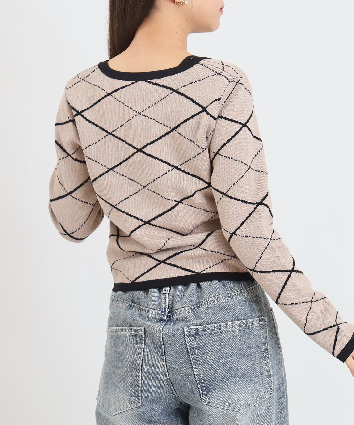 ベージュ　model:156cm  着用サイズ:M